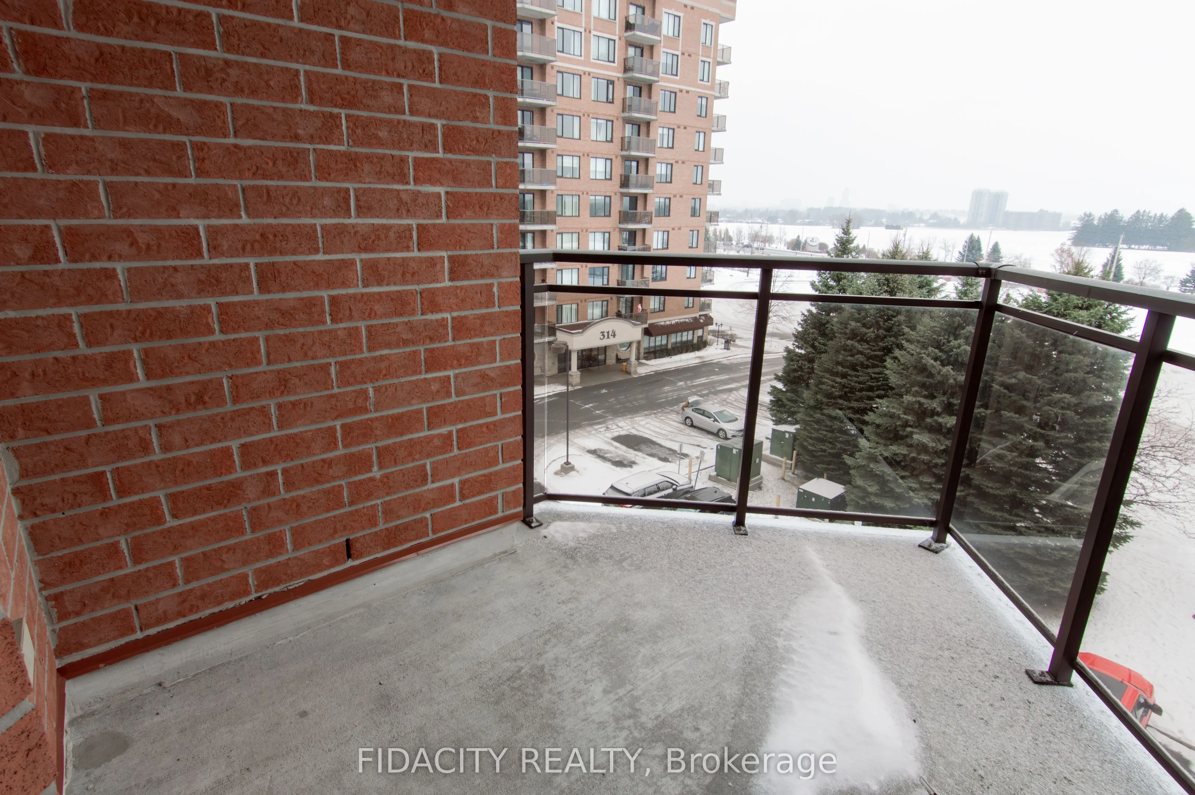 310 Central Park Drive #5C
