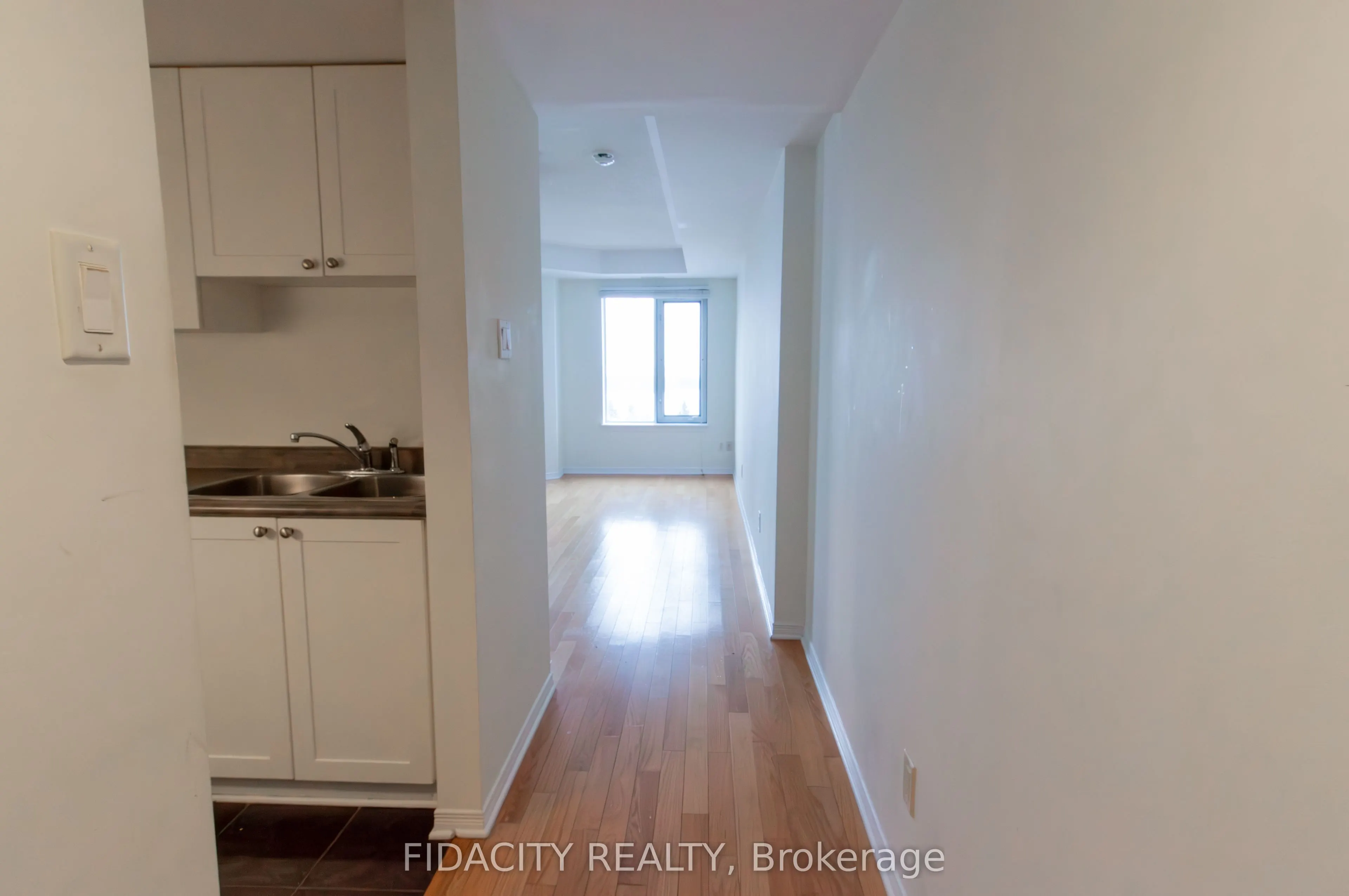 310 Central Park Drive #5C