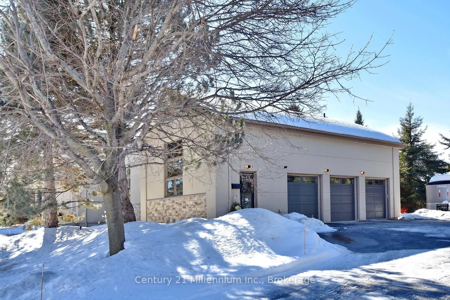160 Grand Cypress Lane