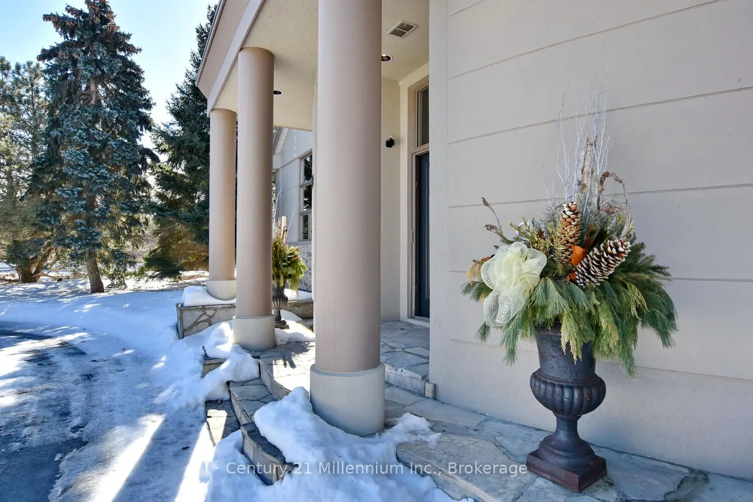 160 Grand Cypress Lane