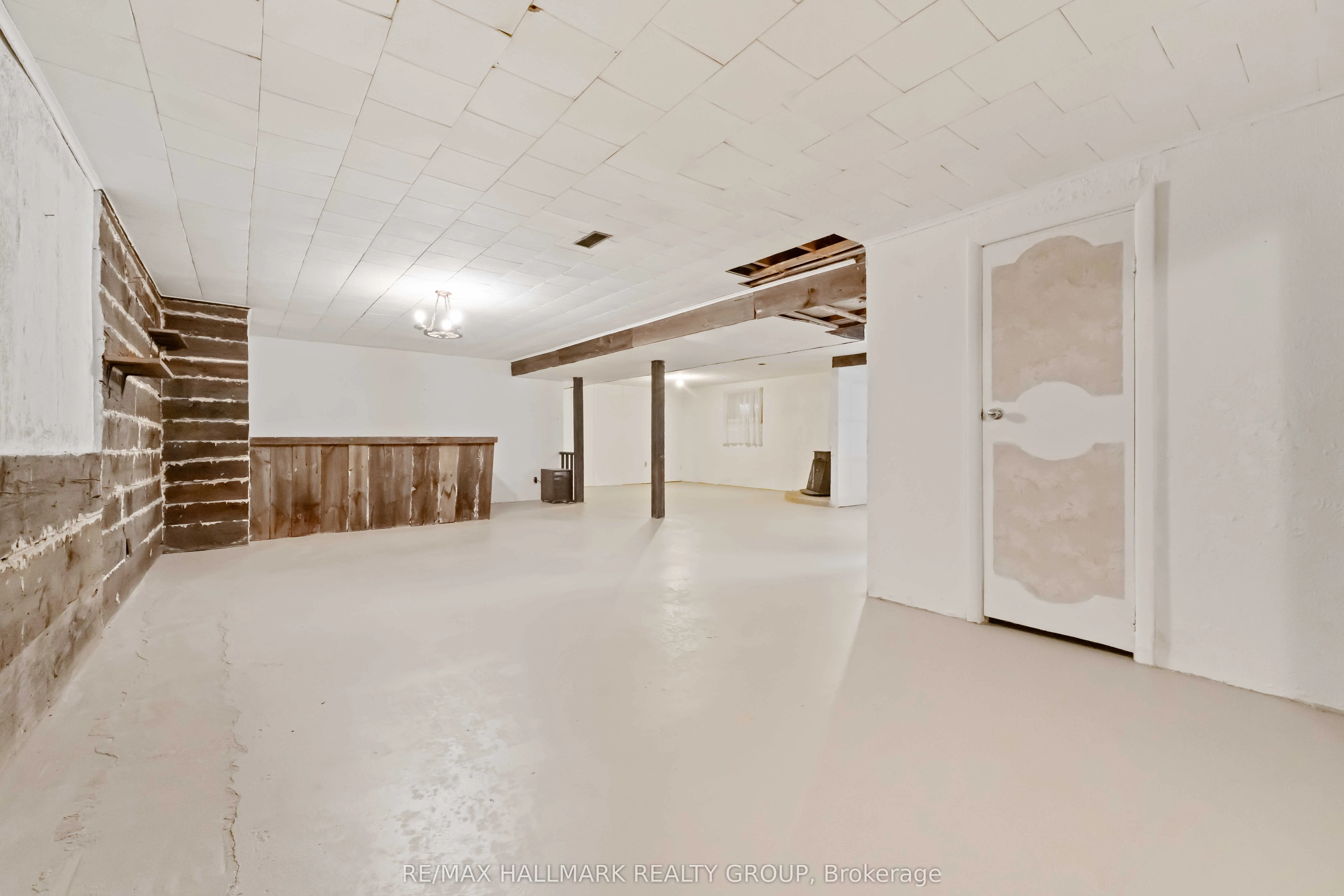 3654 Navan Road