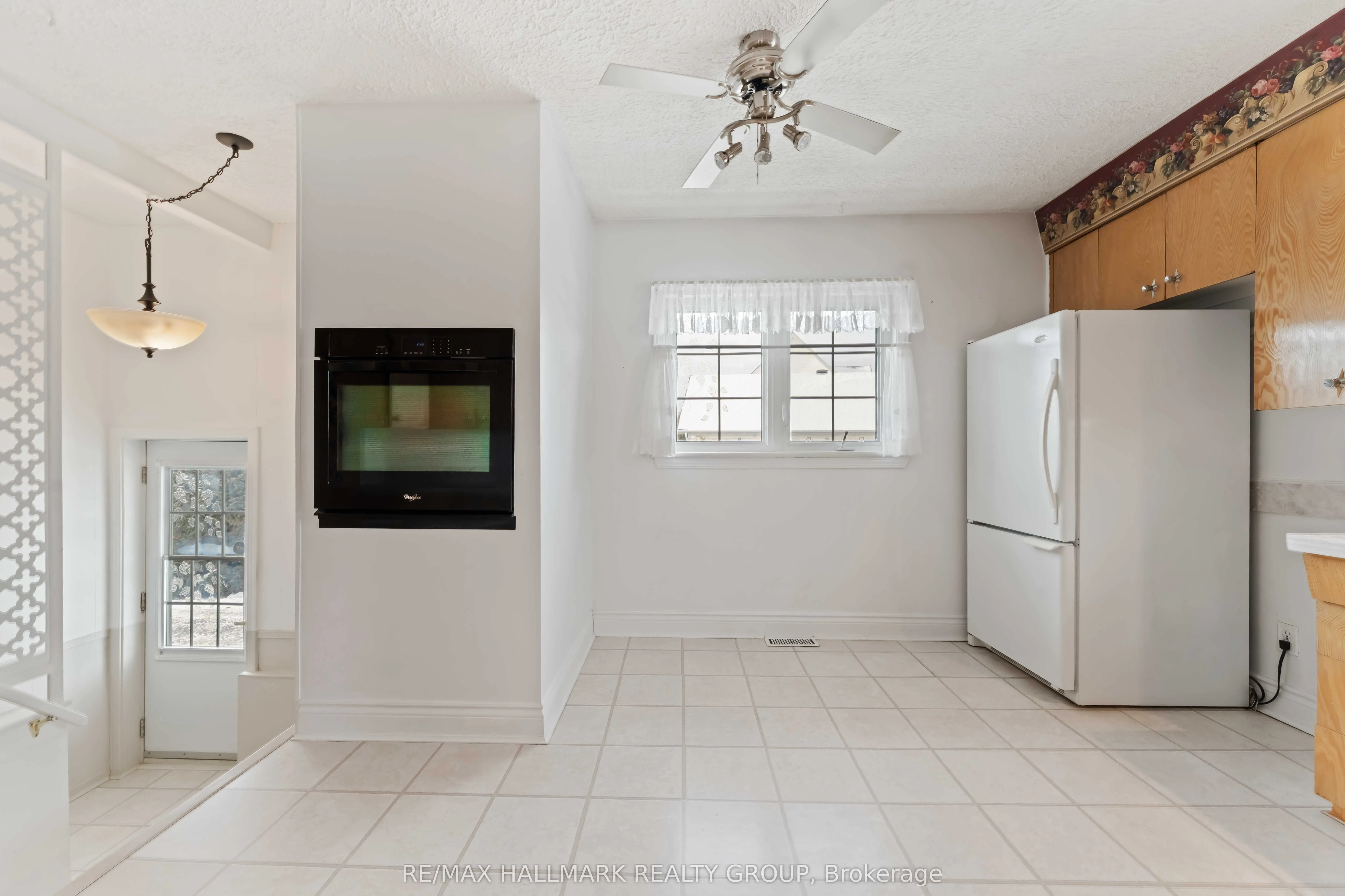 3654 Navan Road