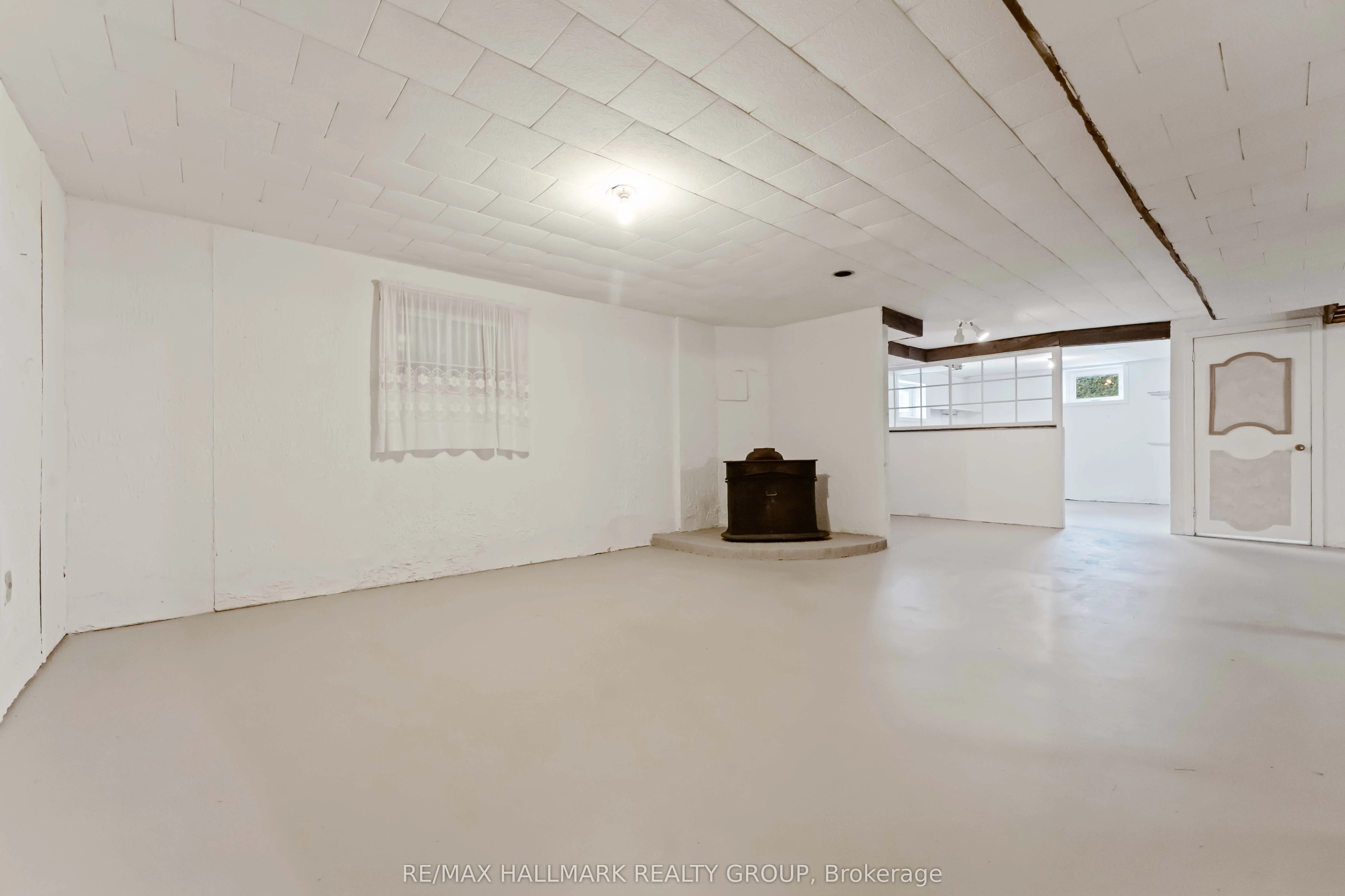 3654 Navan Road