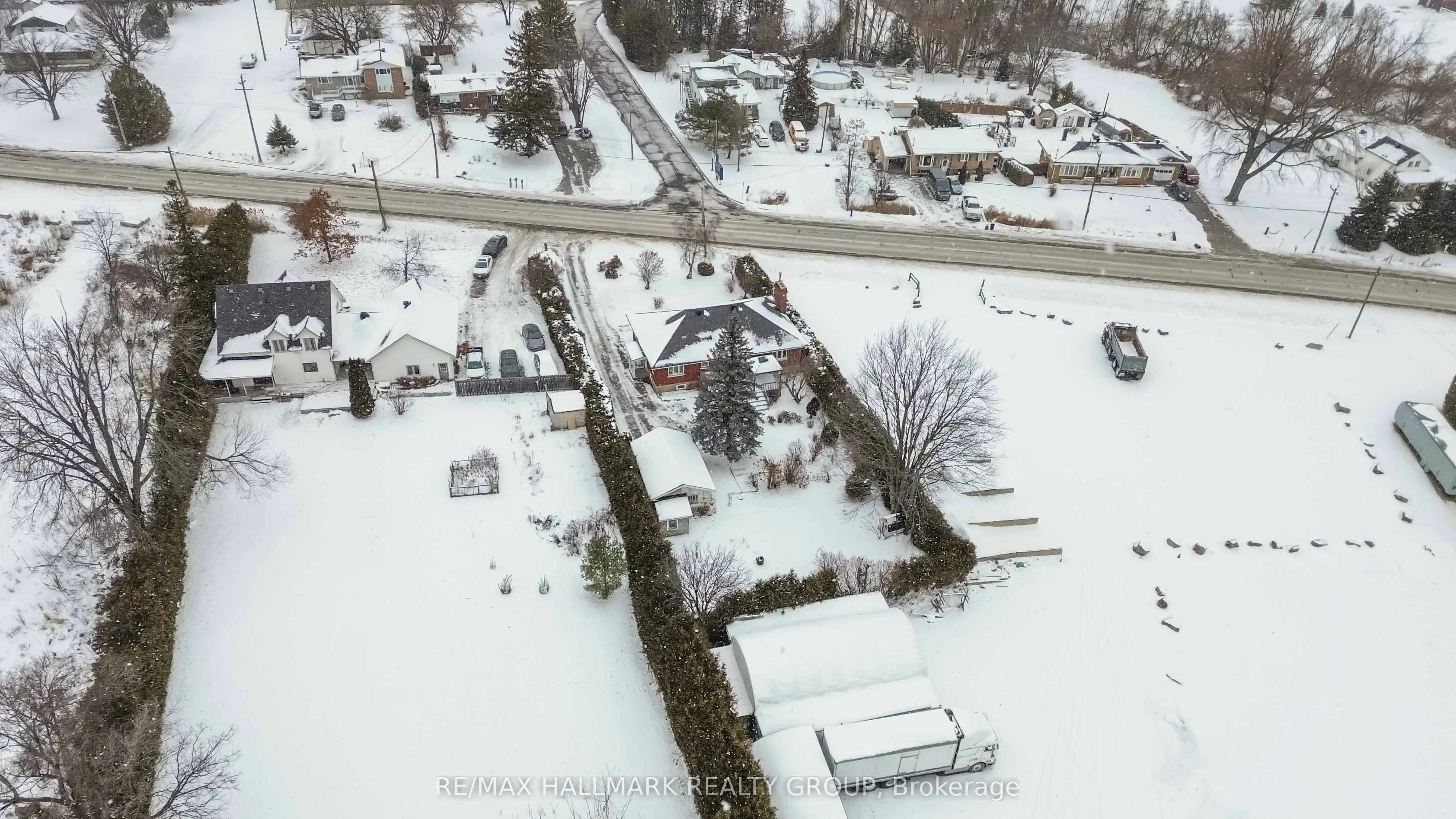 3654 Navan Road