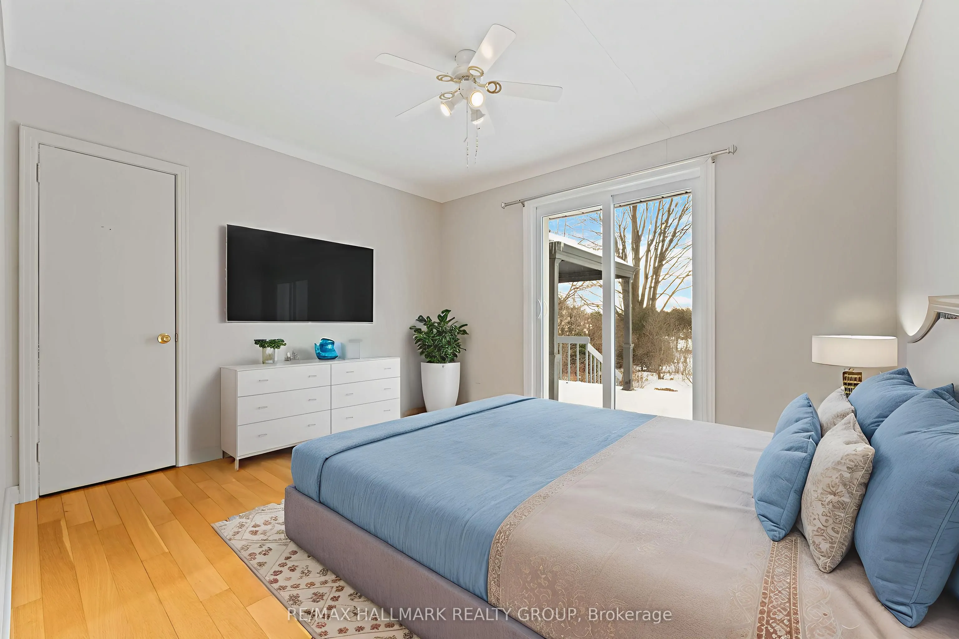 3654 Navan Road