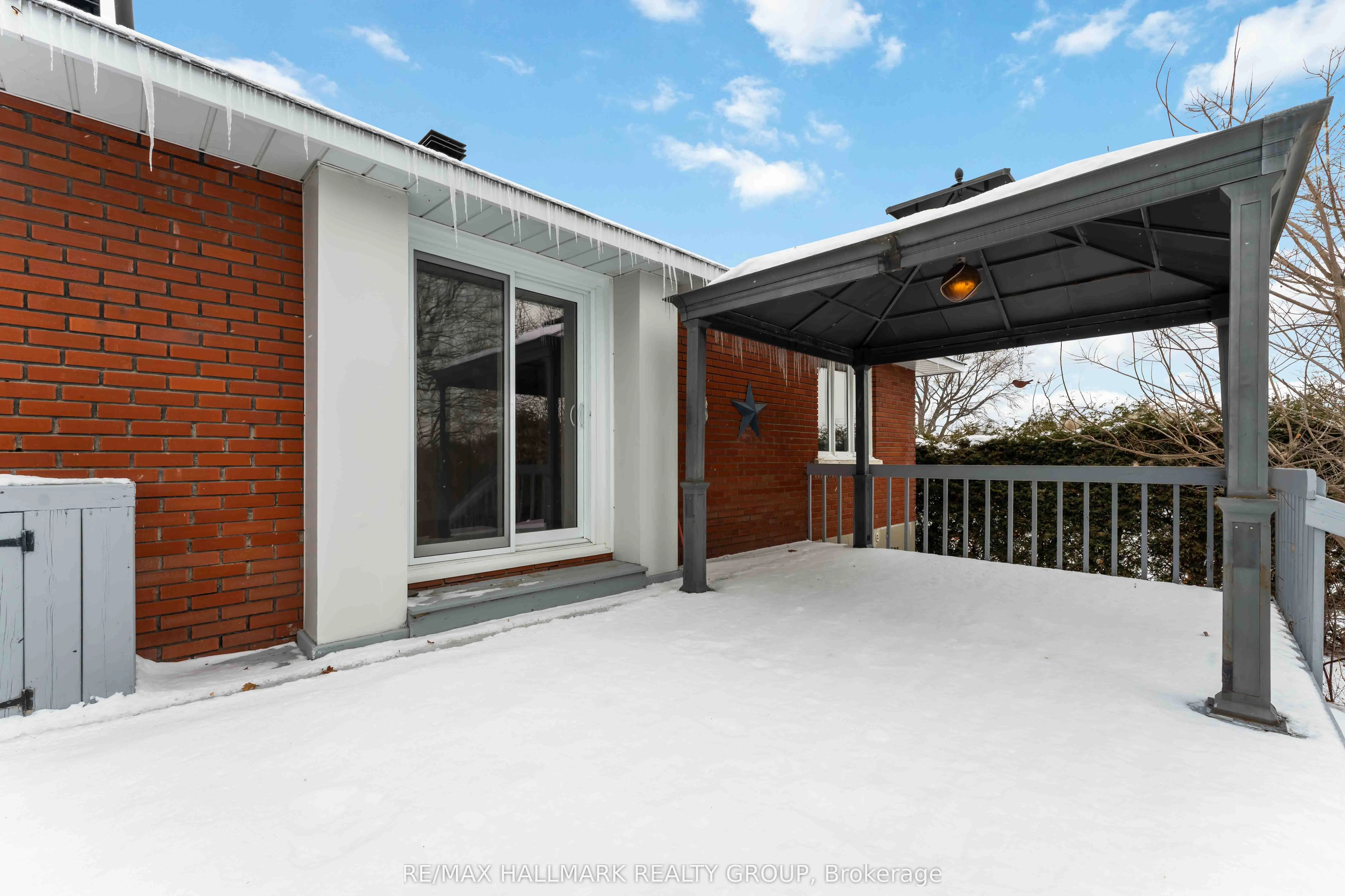 3654 Navan Road