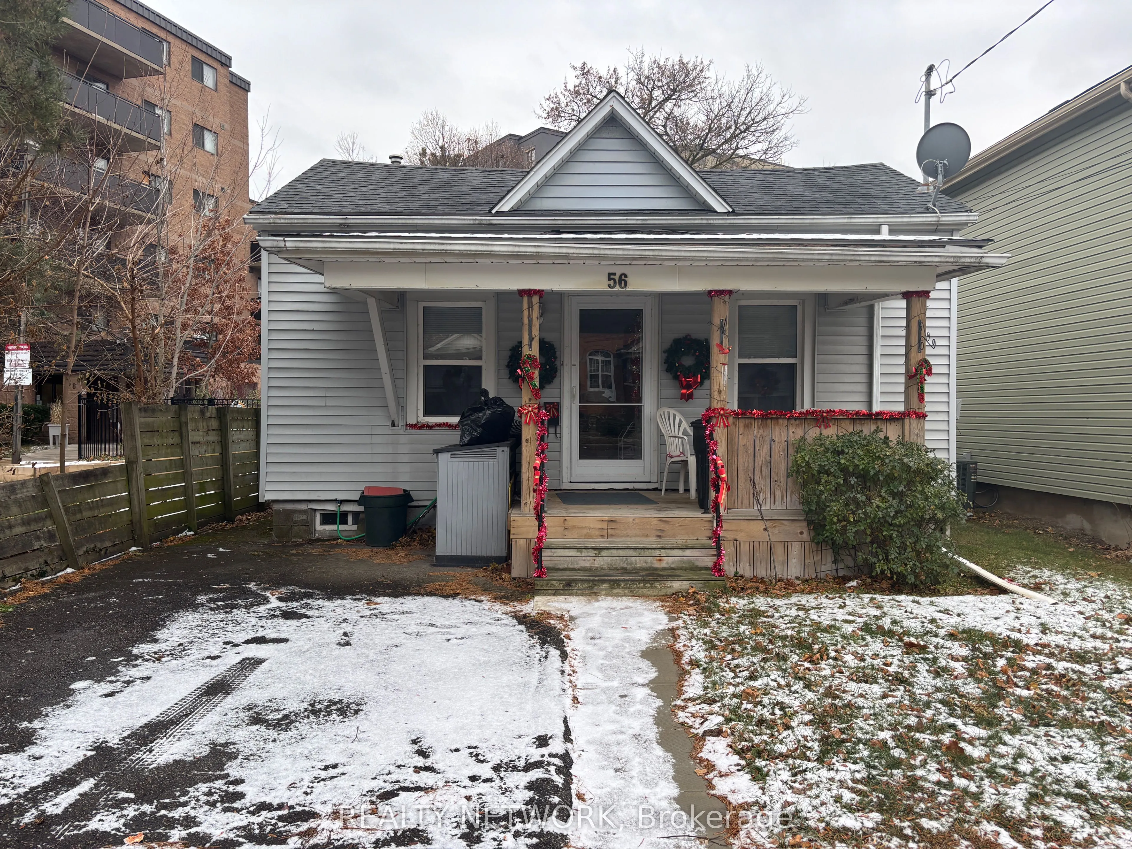 56 Welland Avenue
