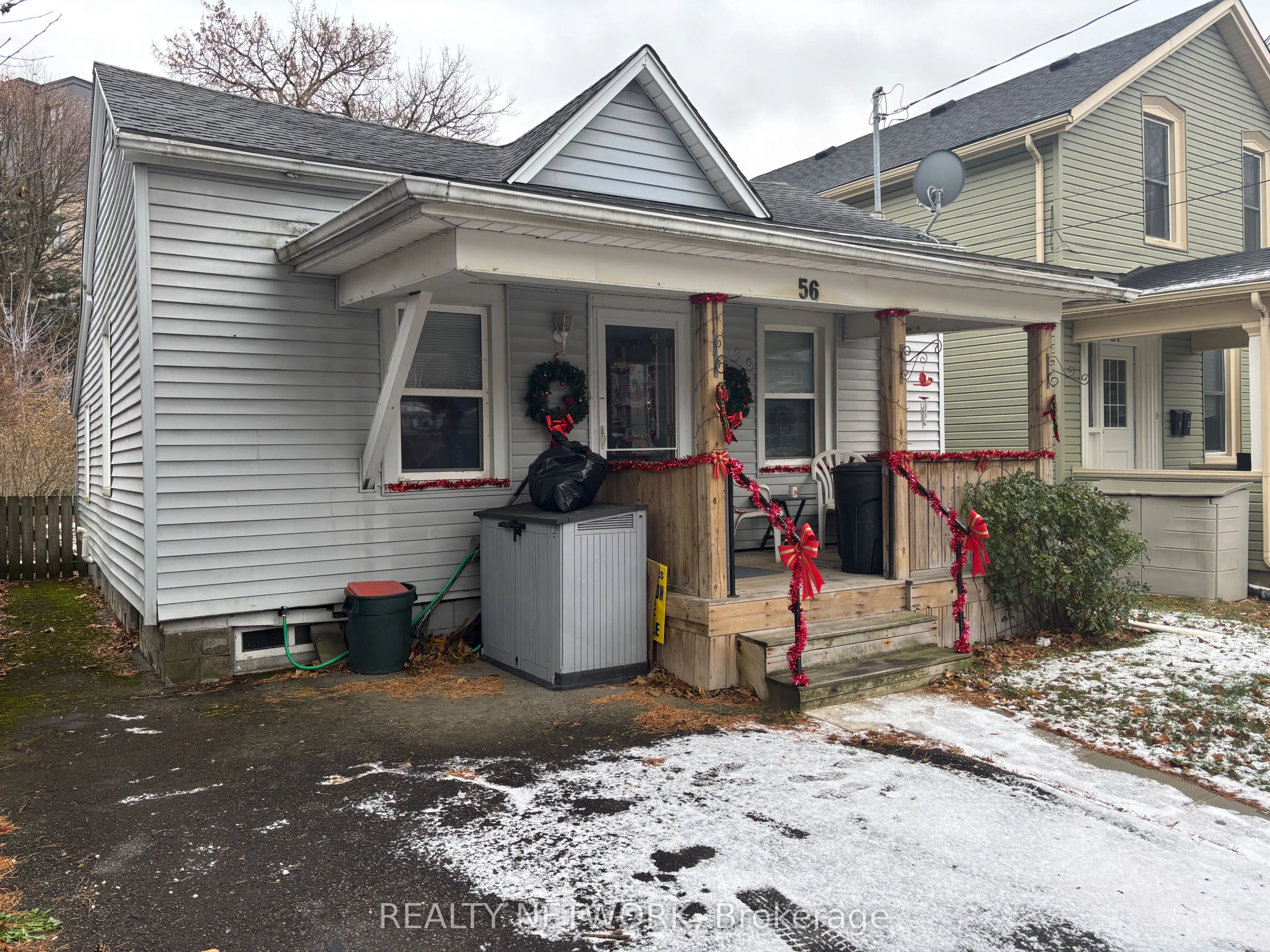 56 Welland Avenue
