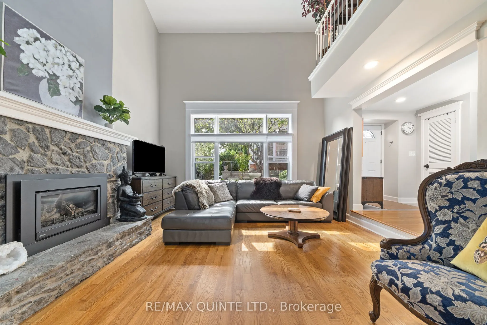 99 Bridge Street E #5