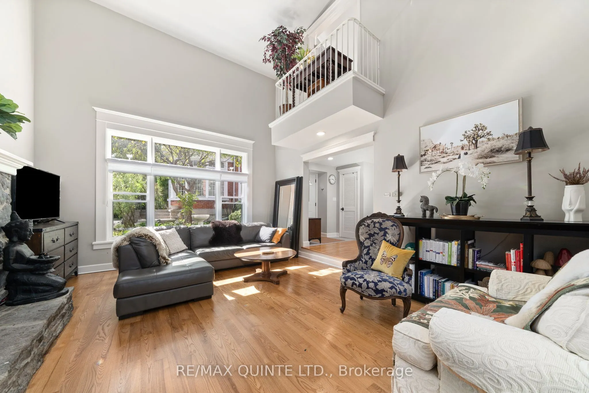 99 Bridge Street E #5
