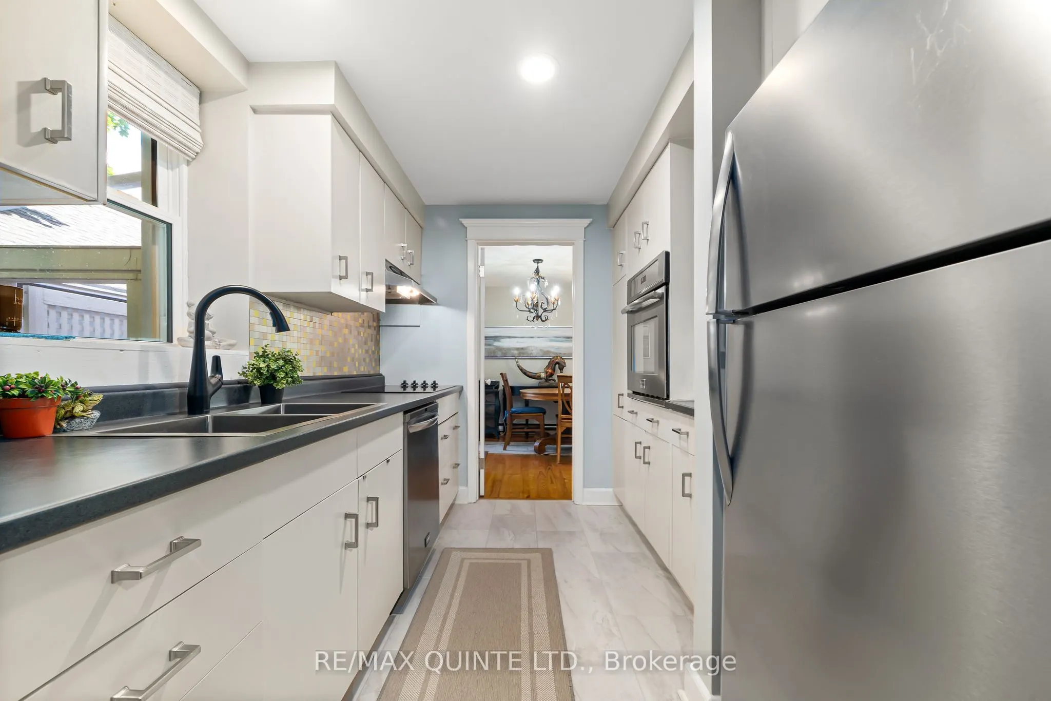 99 Bridge Street E #5