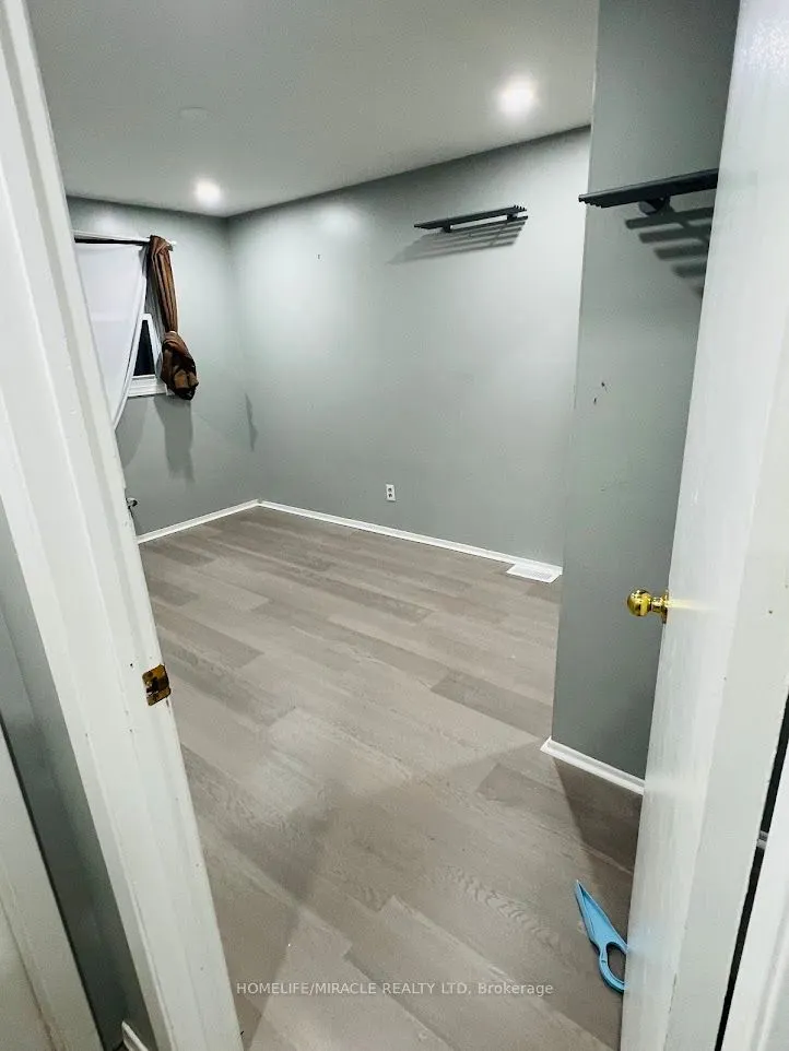 32A Crossley Drive