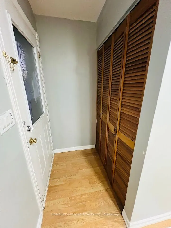 32A Crossley Drive
