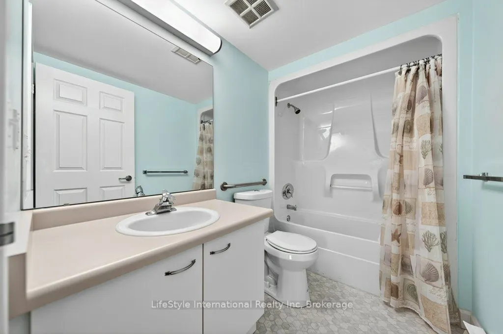 208 Silvercreek Parkway N #306