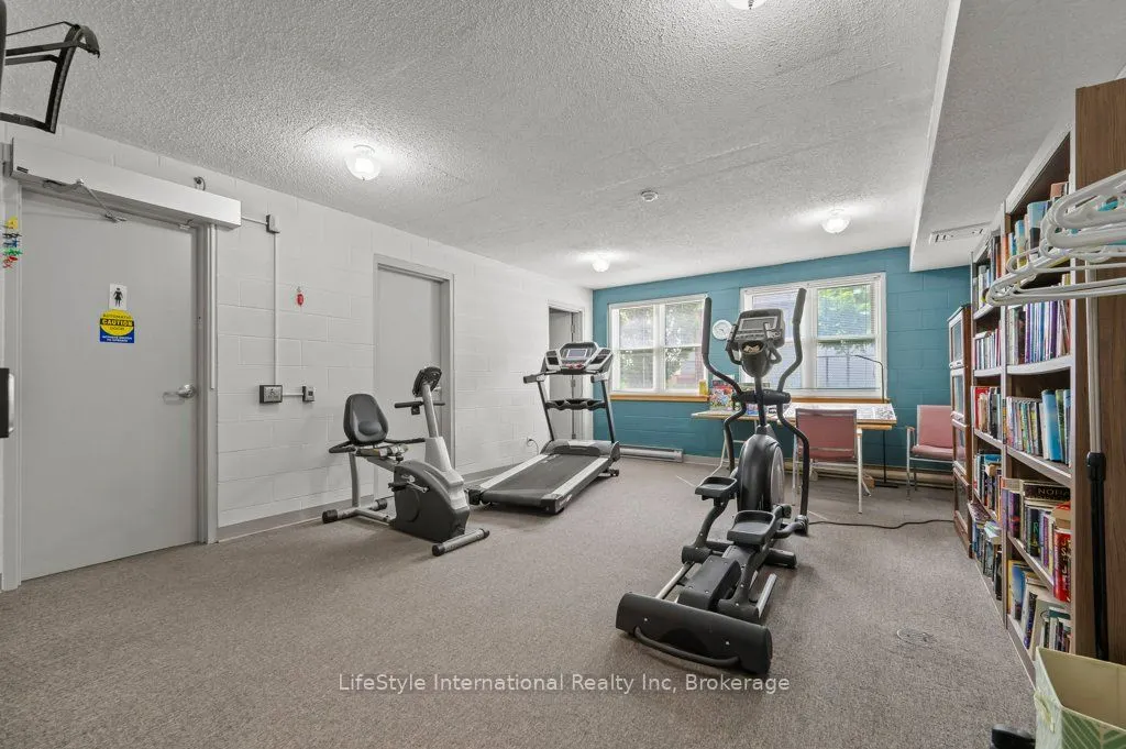 208 Silvercreek Parkway N #306