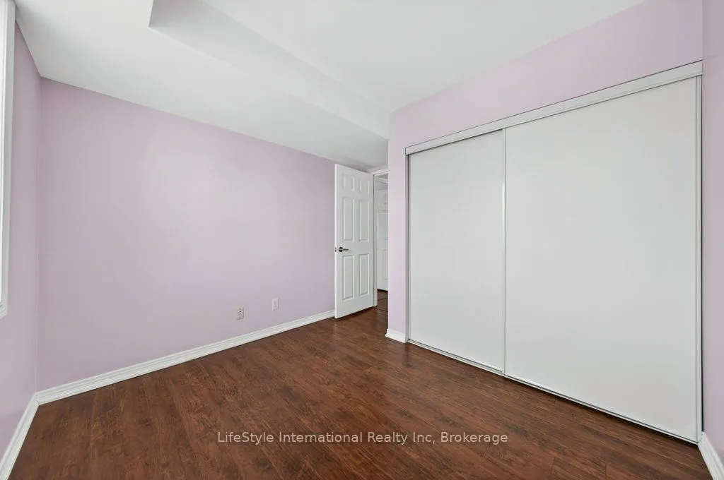 208 Silvercreek Parkway N #306