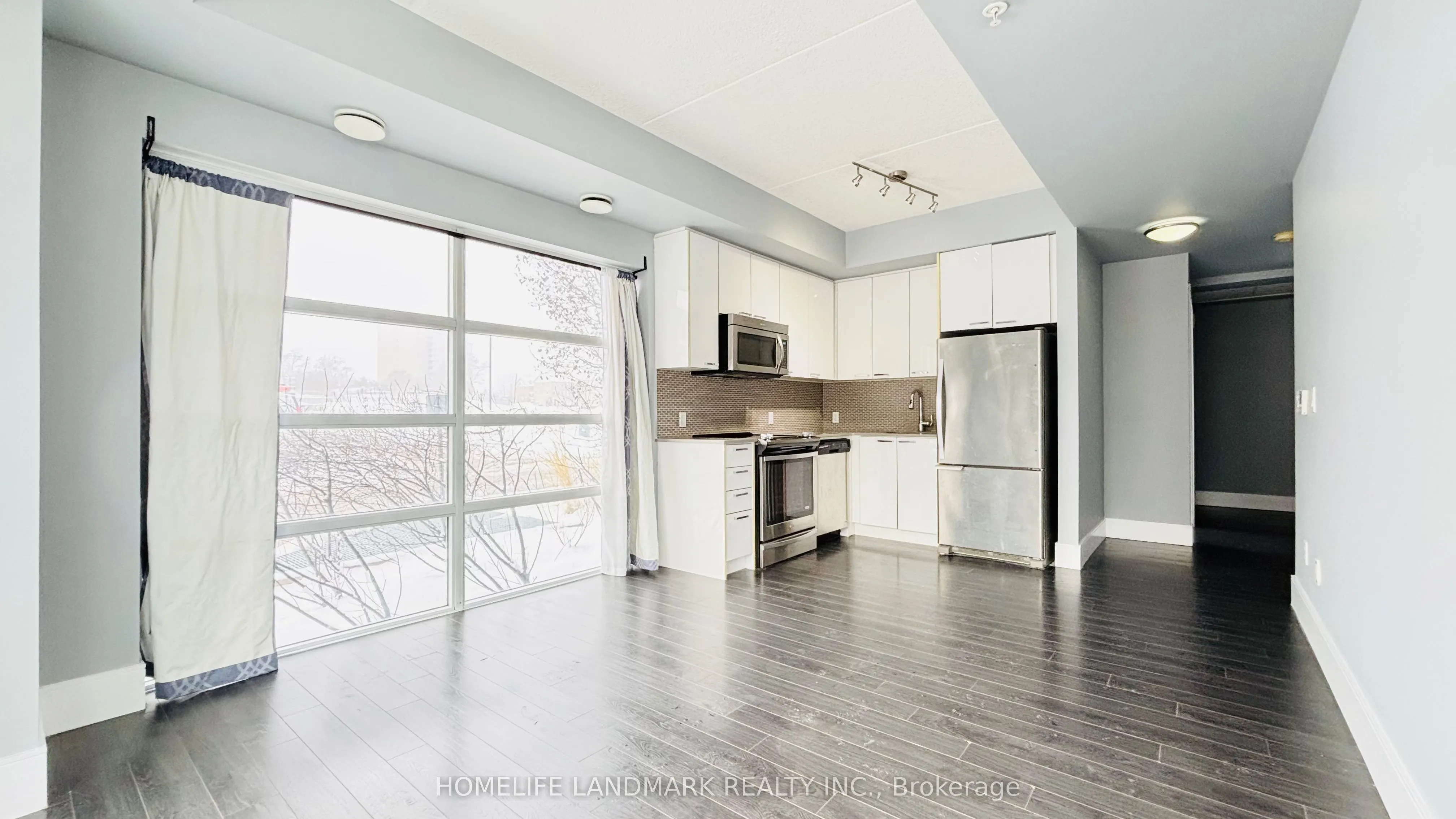 155 St Leger Street #107