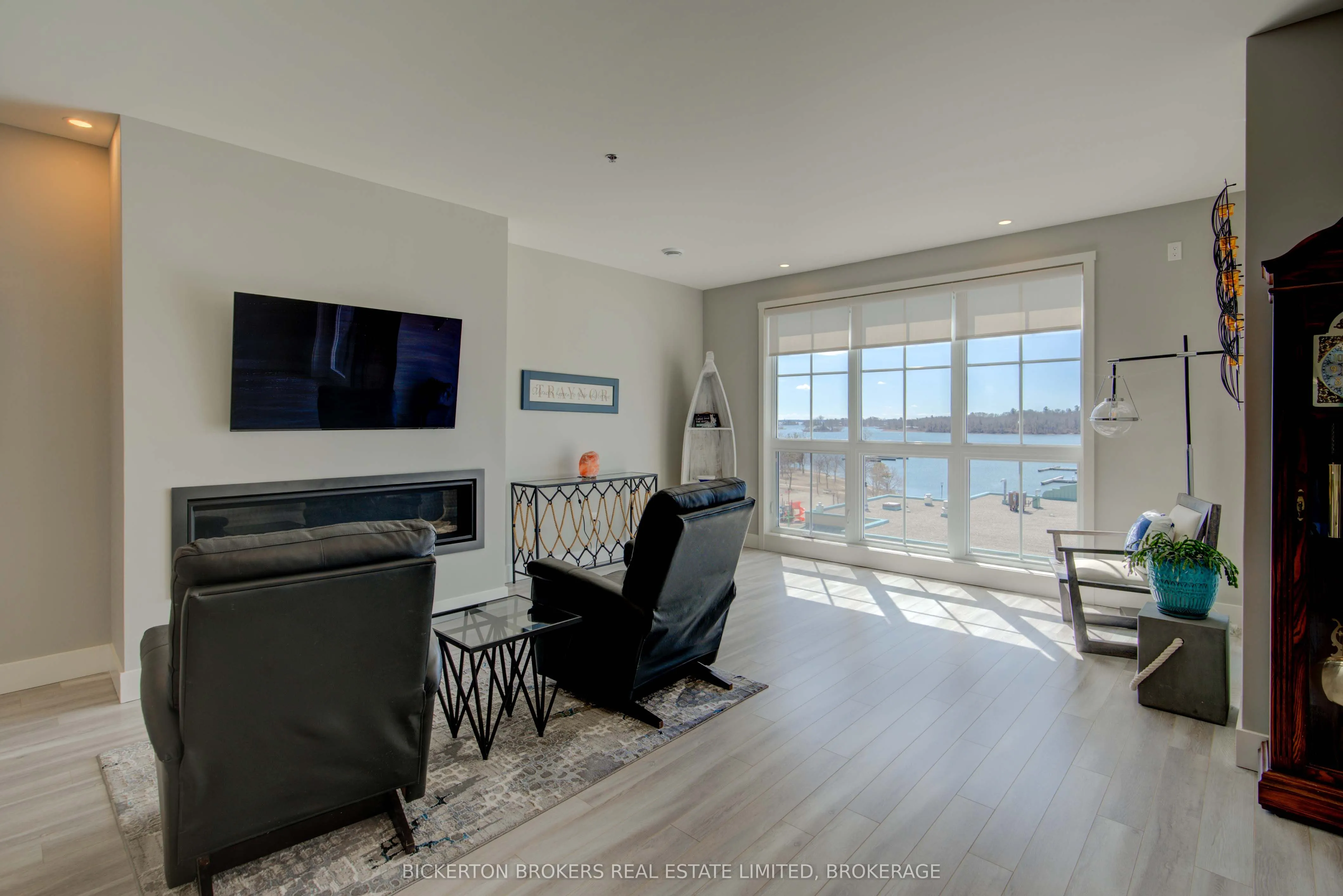 130 Water Street #403