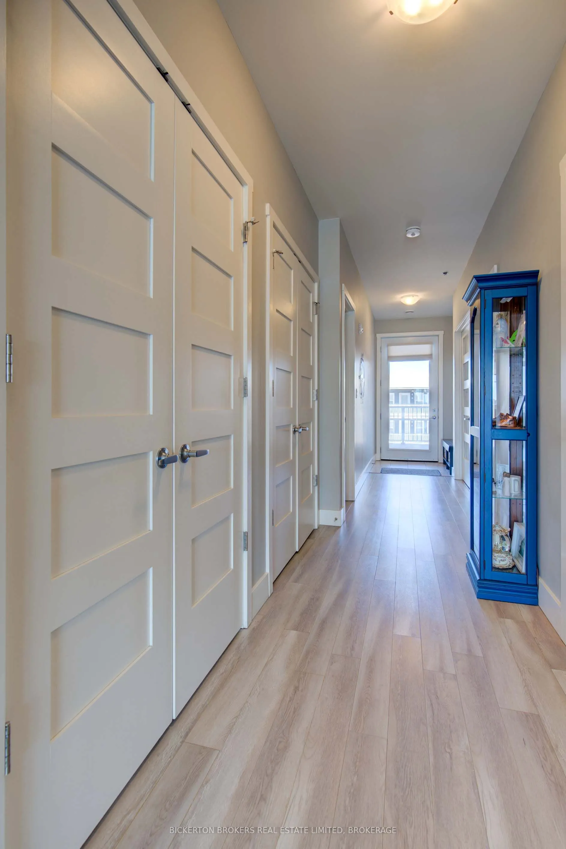 130 Water Street #403