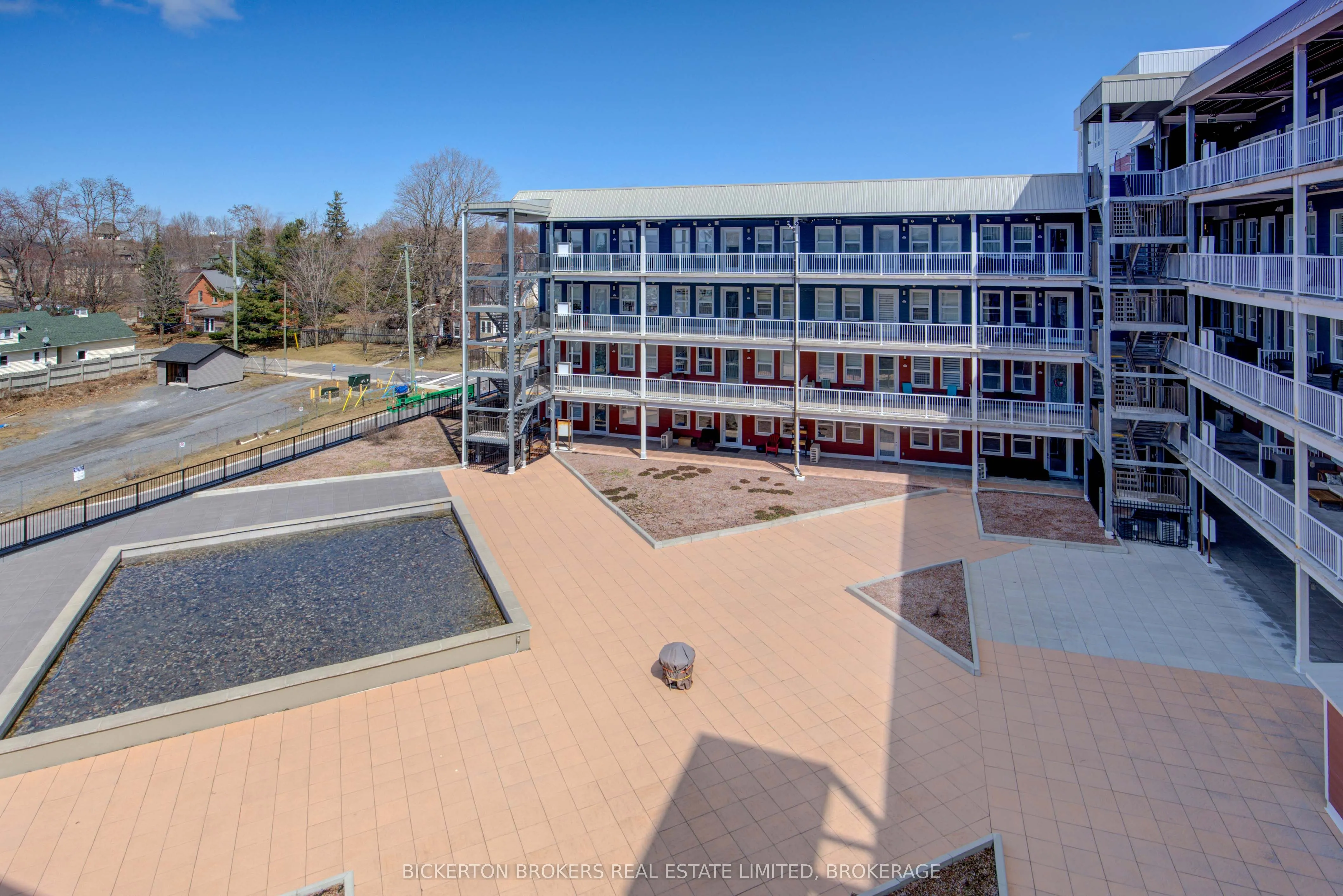 130 Water Street #403