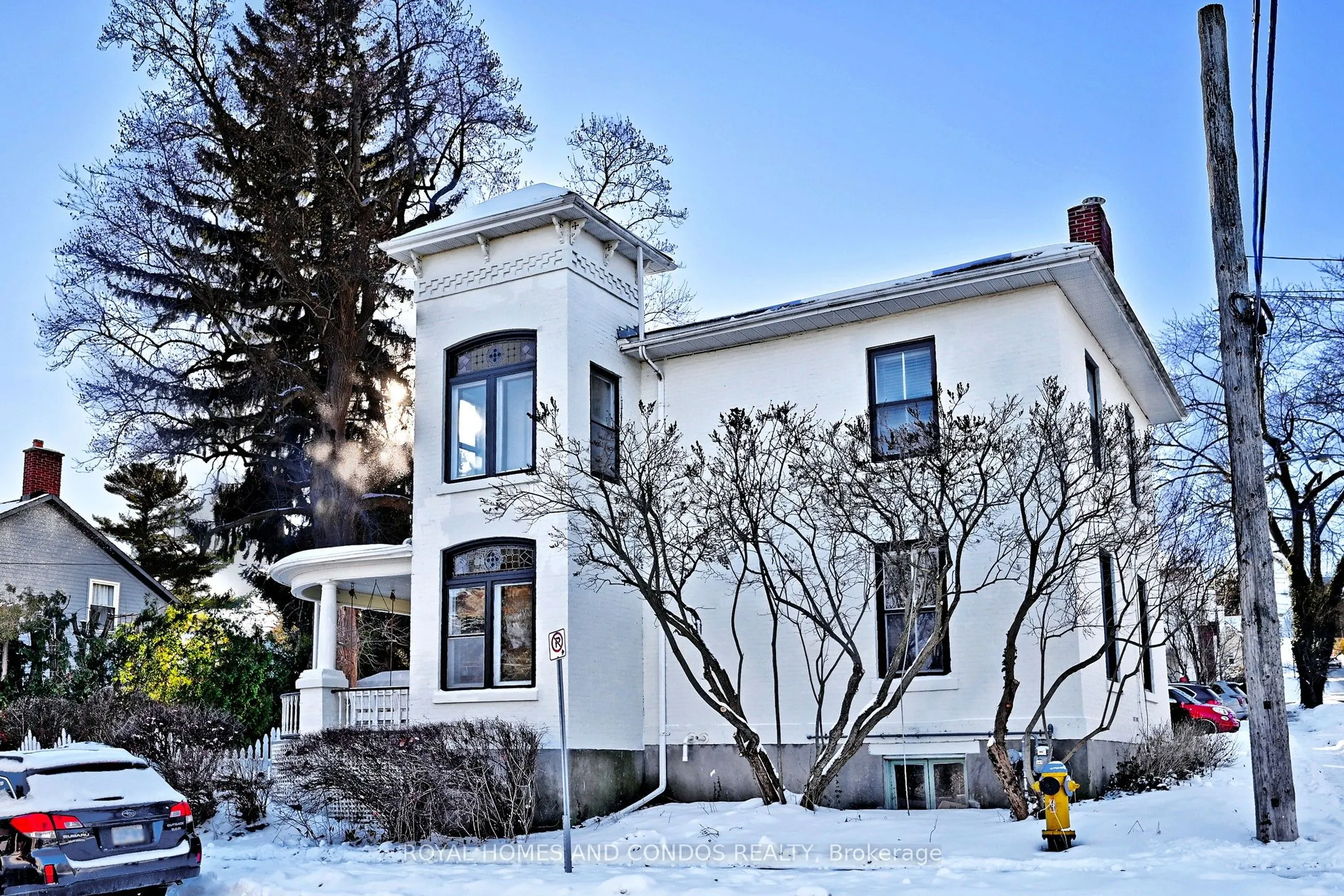 90 Brown Street