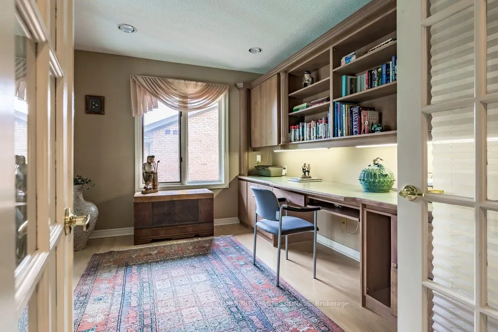 223 Briar Hill Crescent