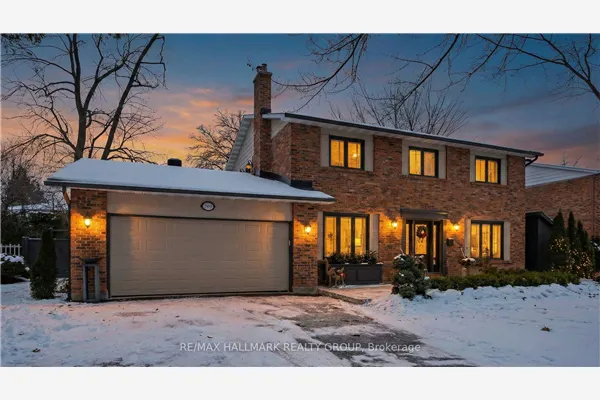 2006 Hollybrook Crescent