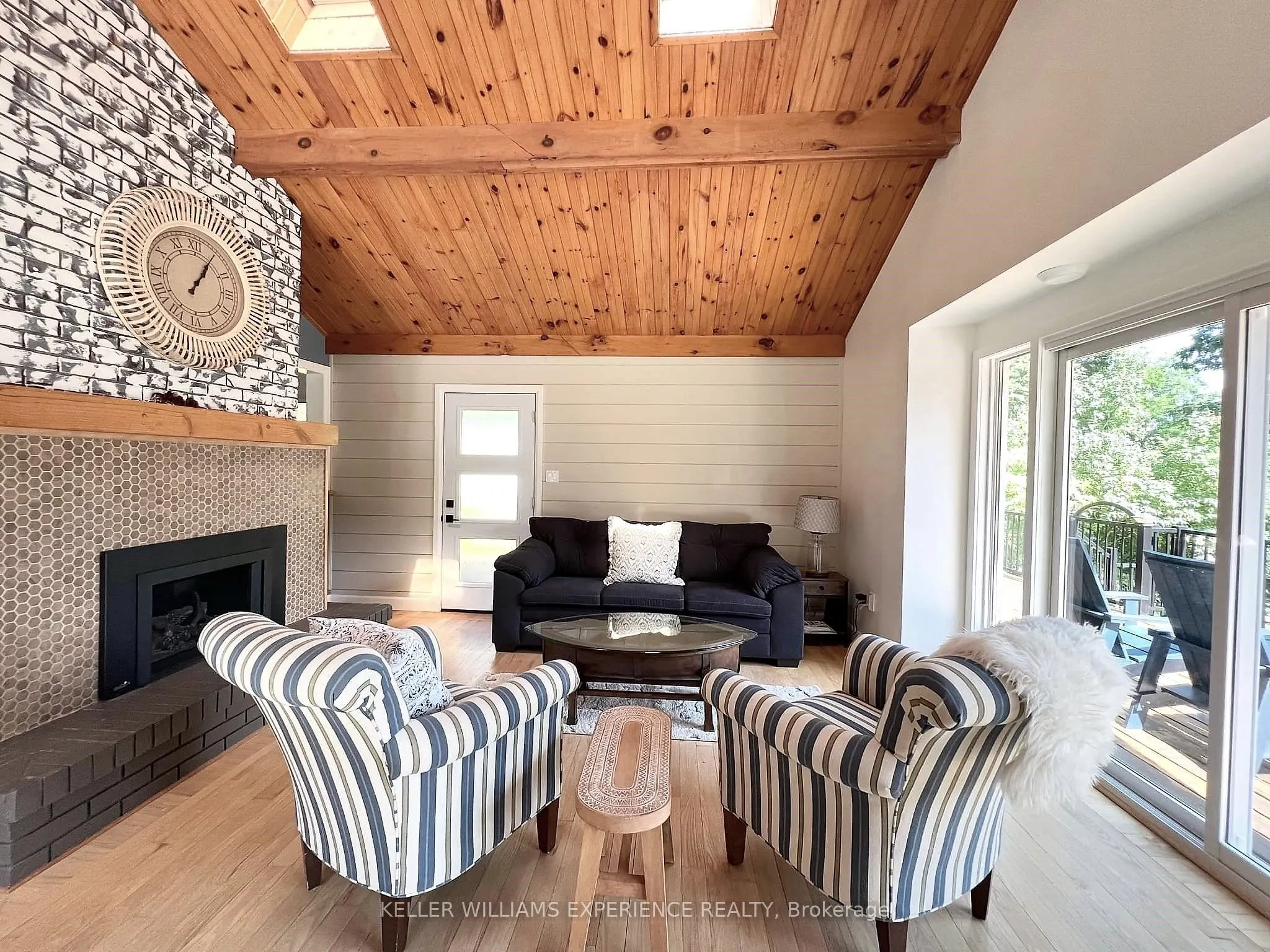 328 Cedar Avenue