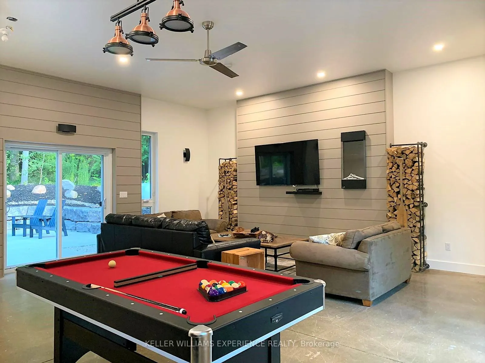 328 Cedar Avenue