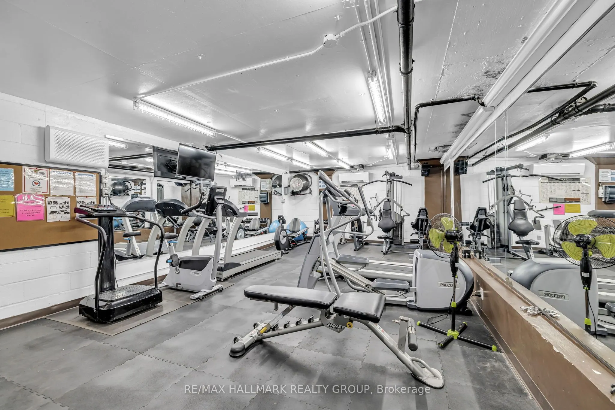 158B MCARTHUR Avenue #1906