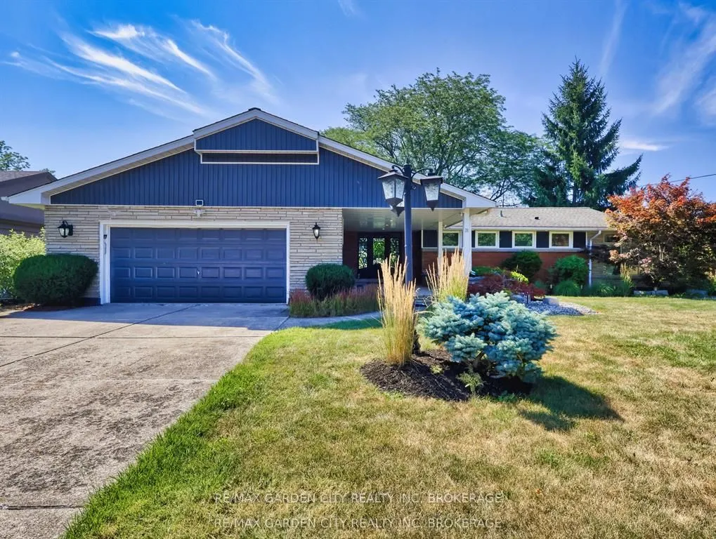 28 MARSDALE Drive