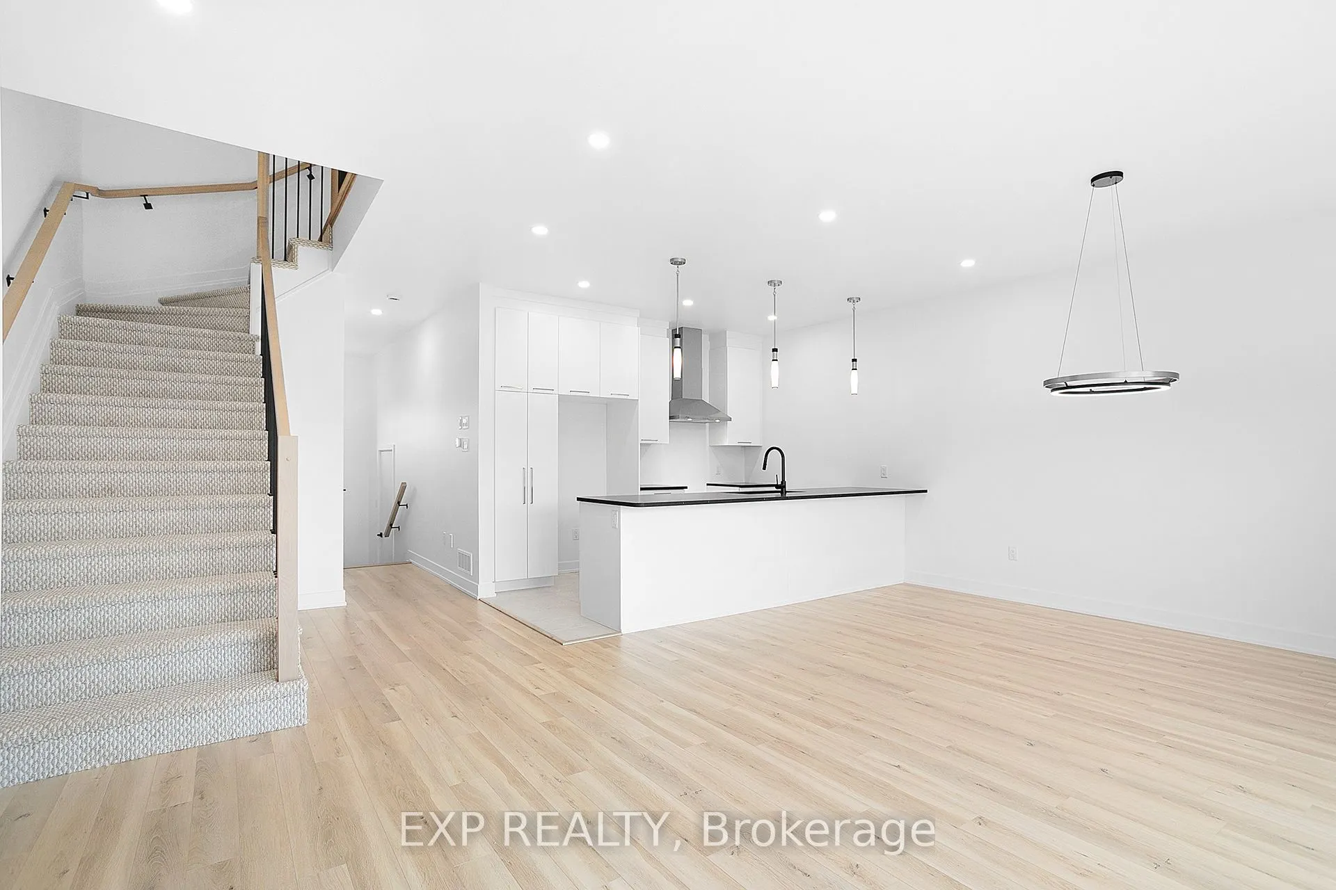 71 Carpe Street