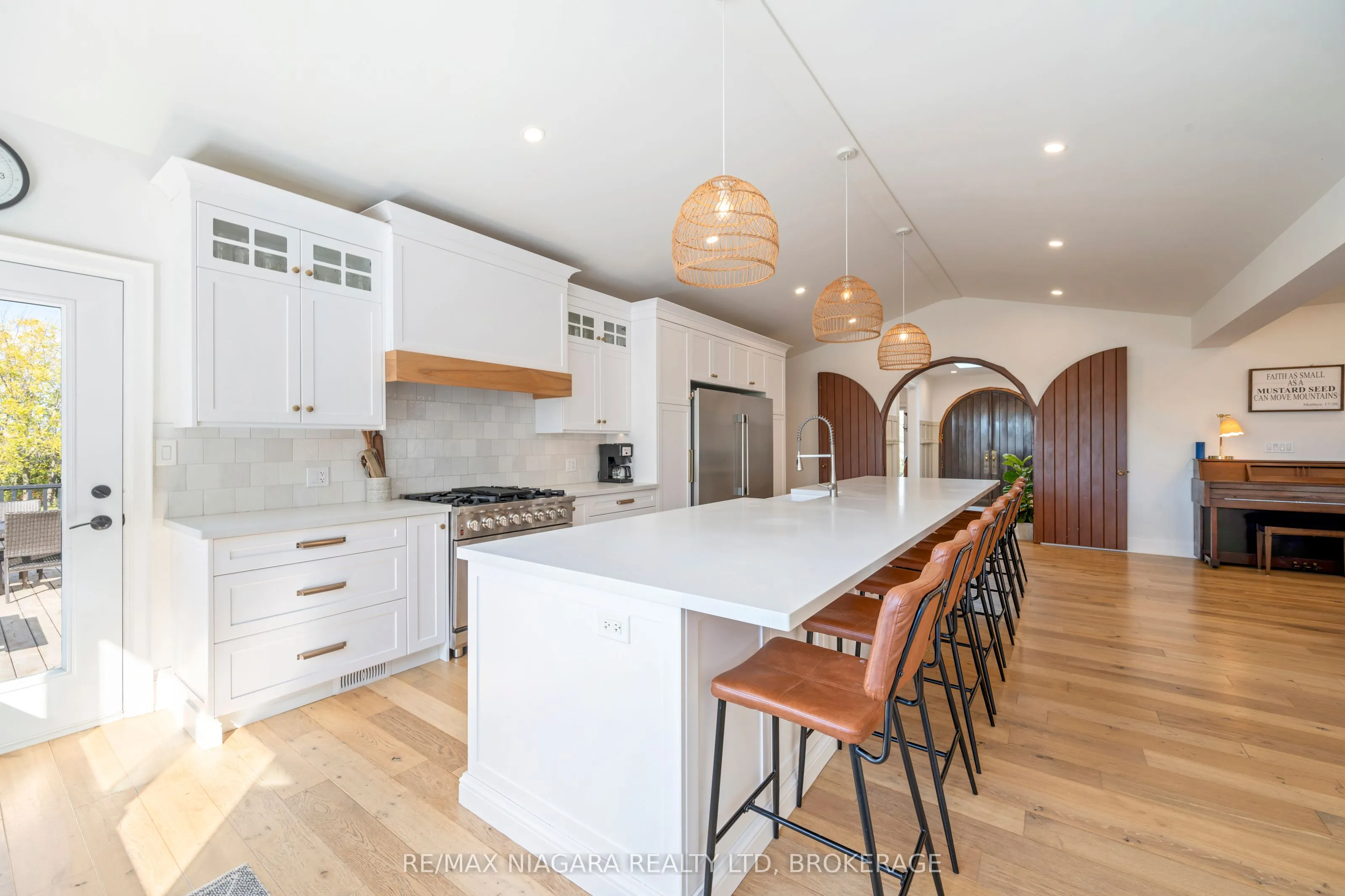 340 Roland Road