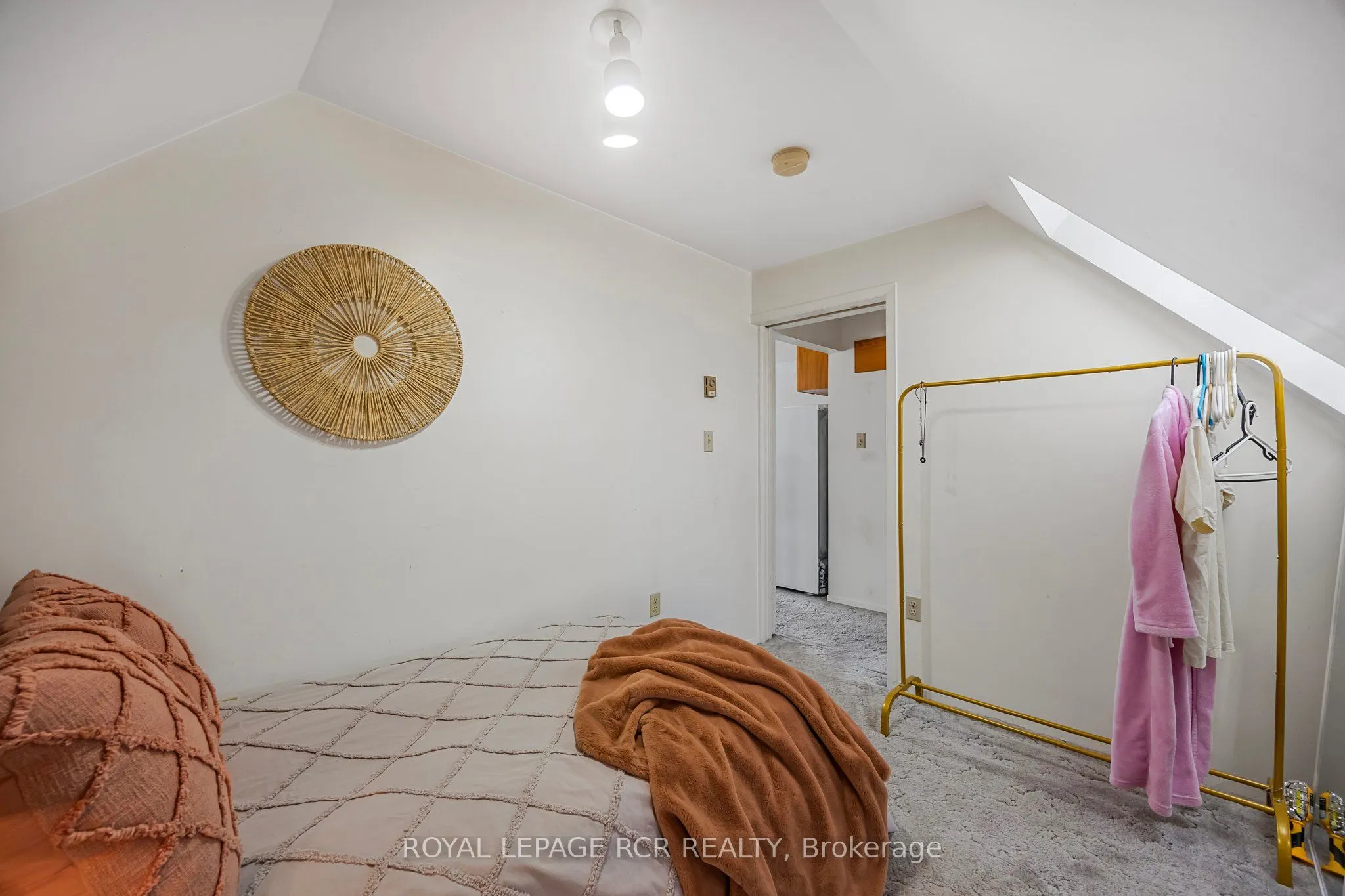 317 Main Street E