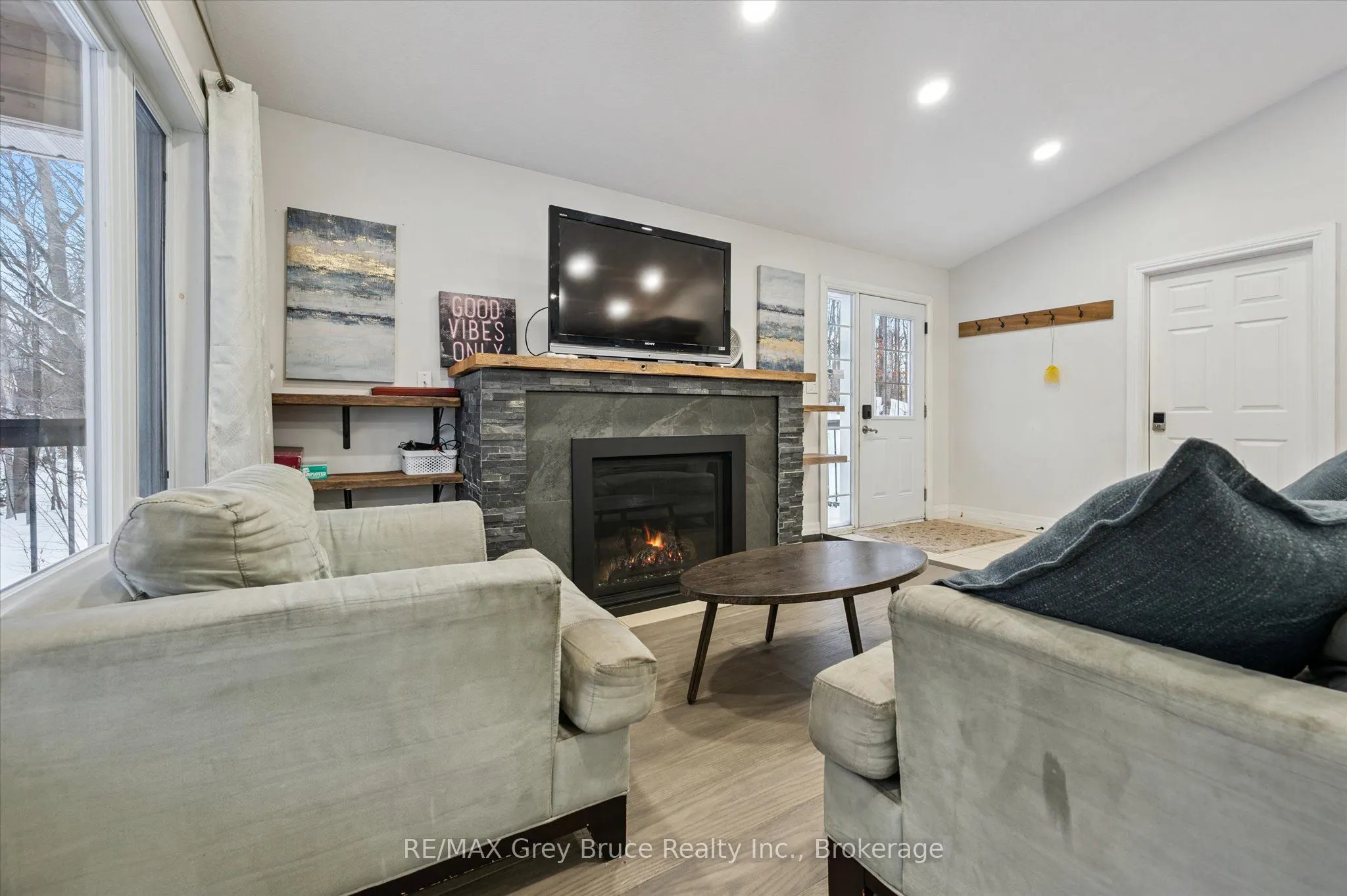 3 Sugarbush Road