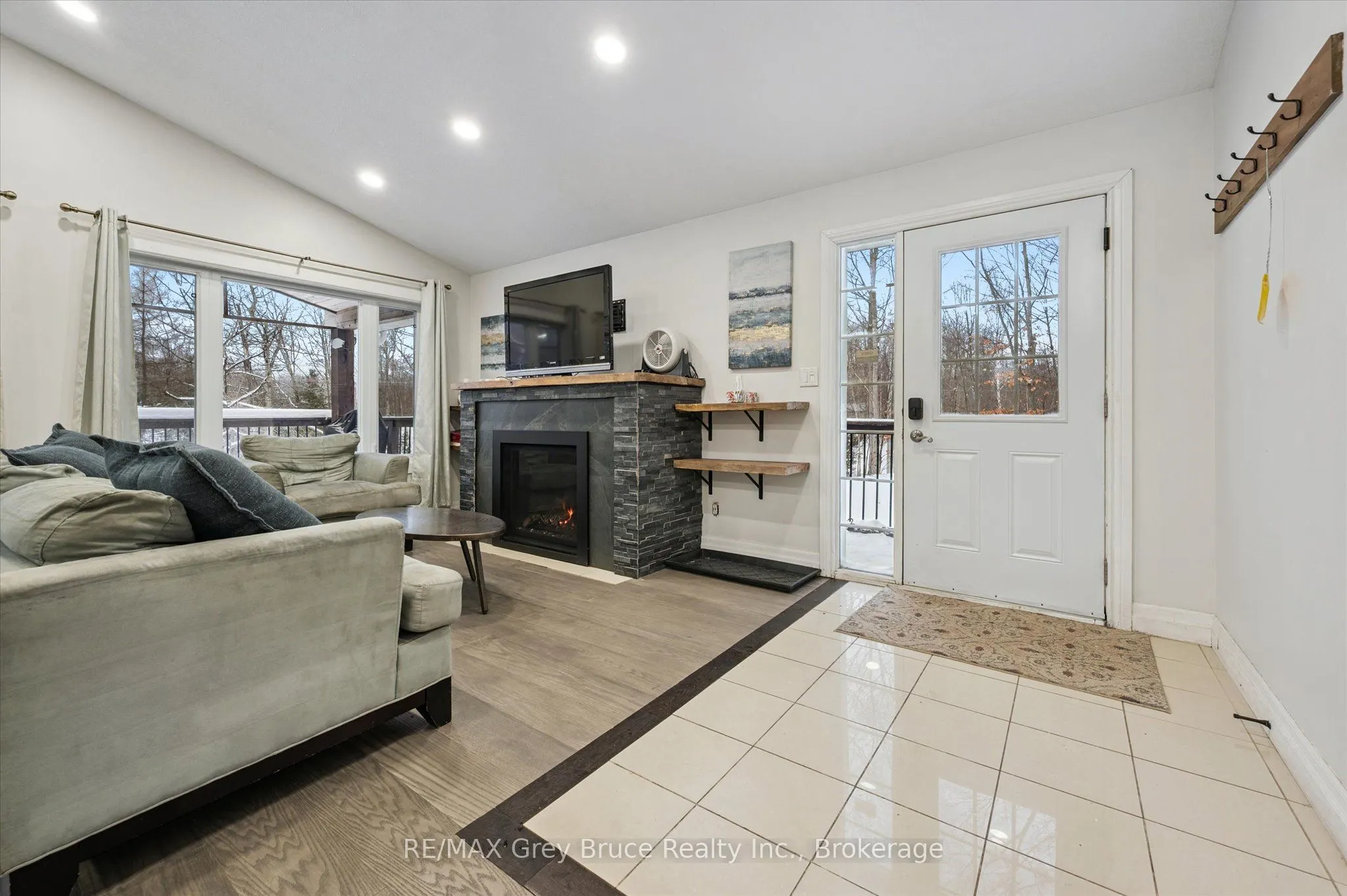 3 Sugarbush Road