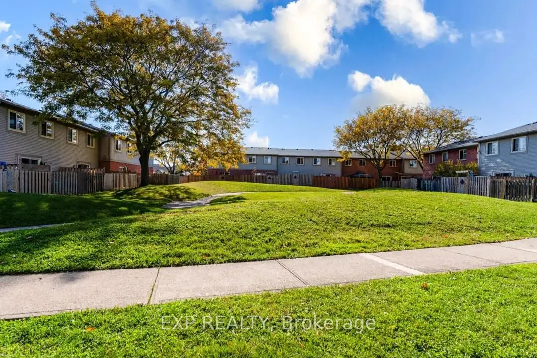65 Dorchester Boulevard #5
