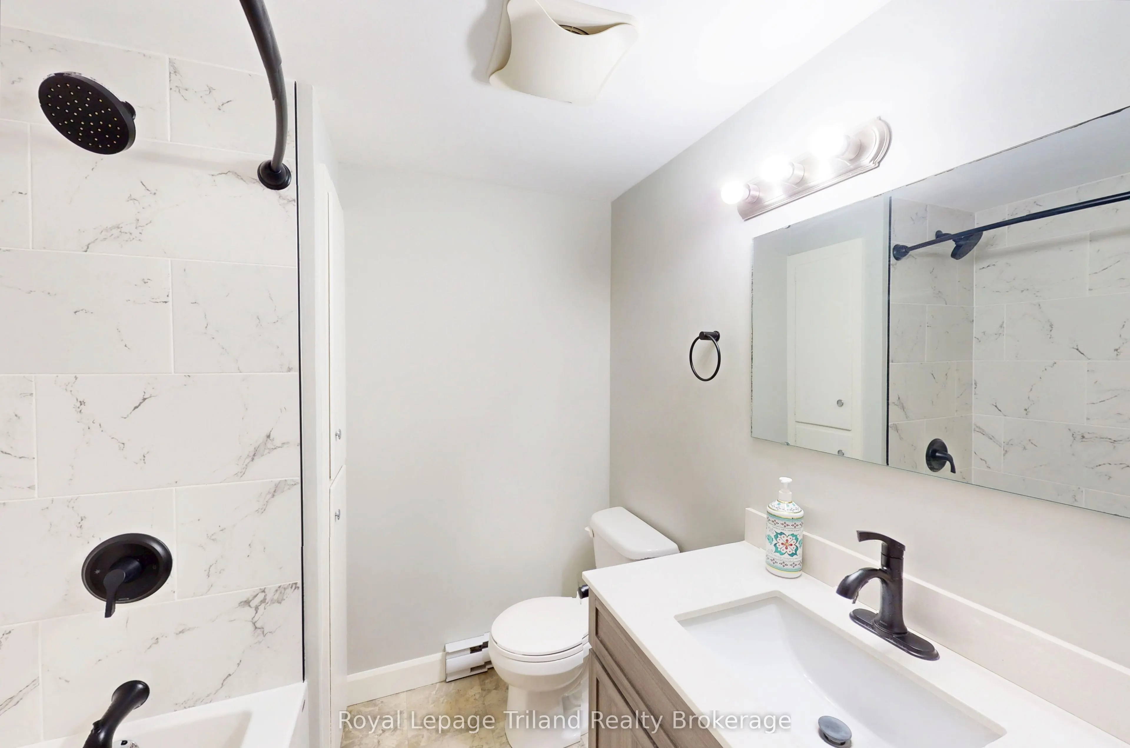 653 Northdale Drive #8