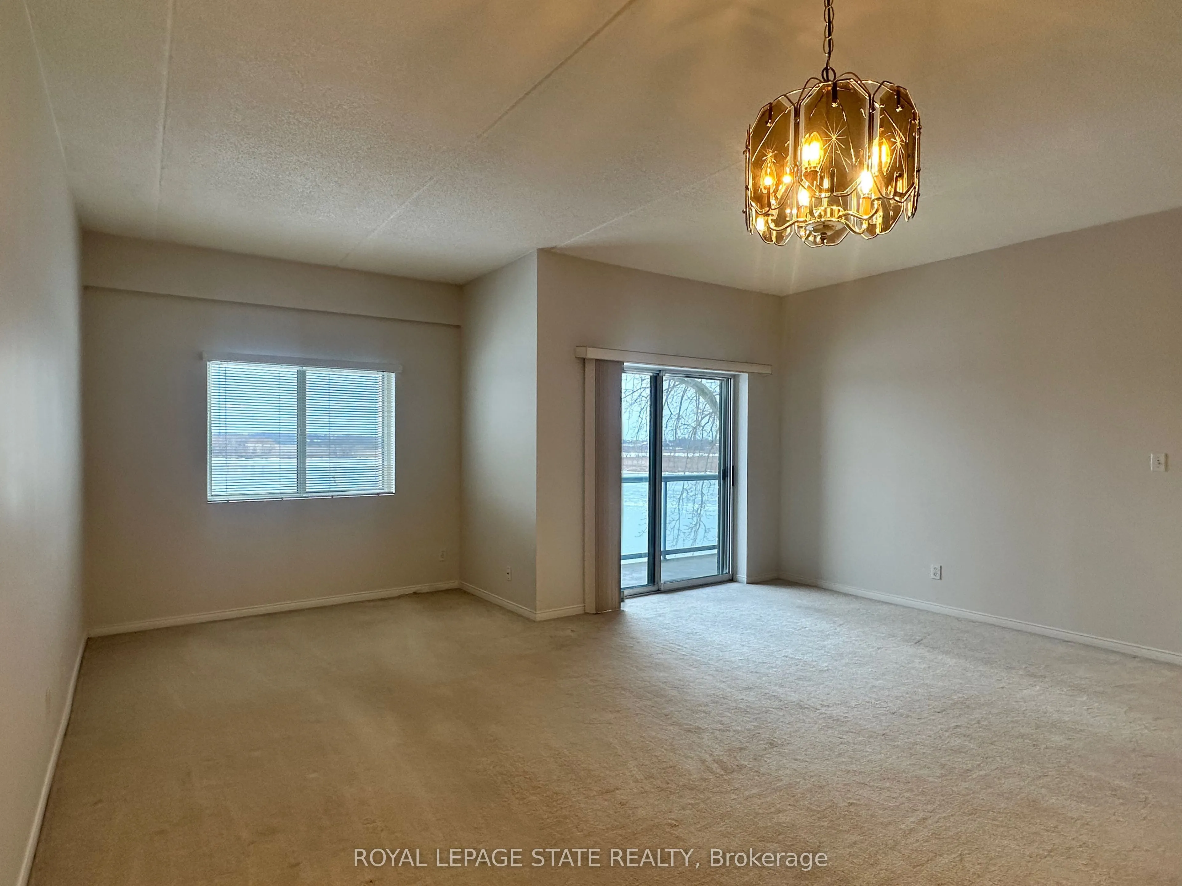 210 Main Street E #309