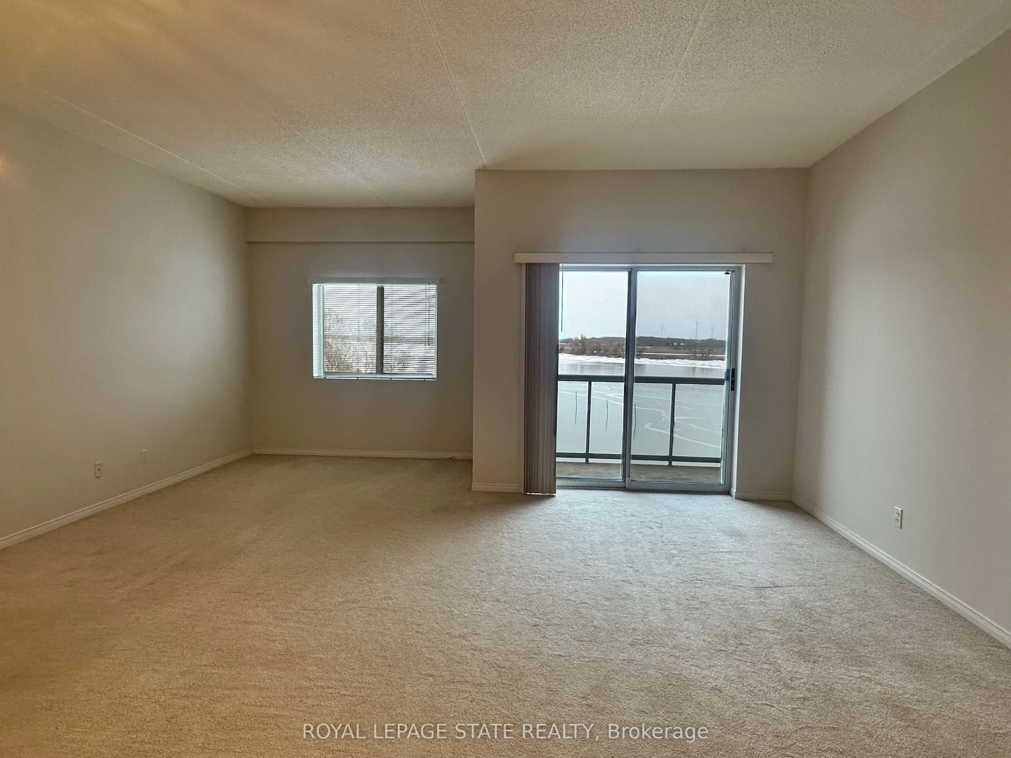 210 Main Street E #309