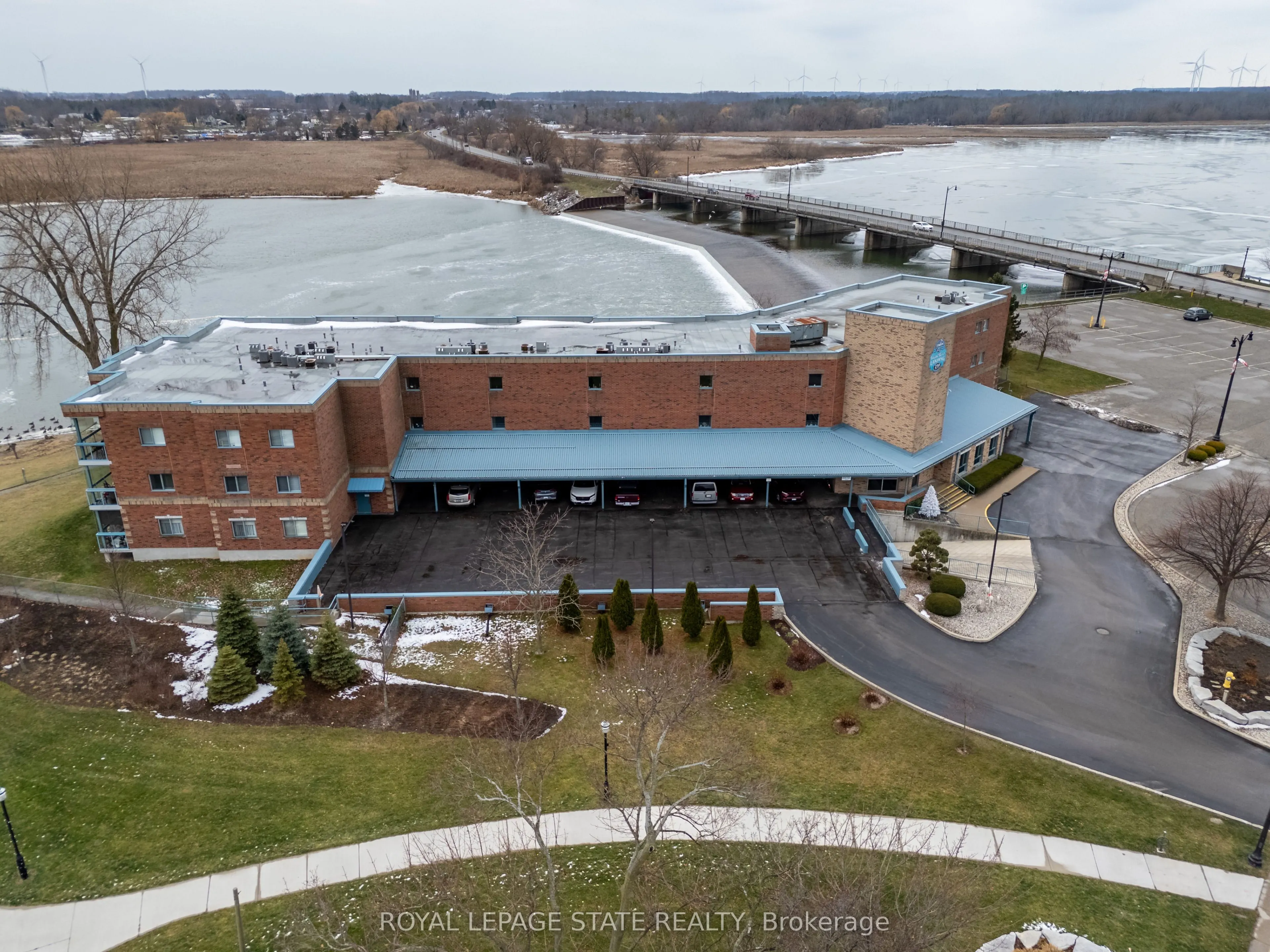 210 Main Street E #309