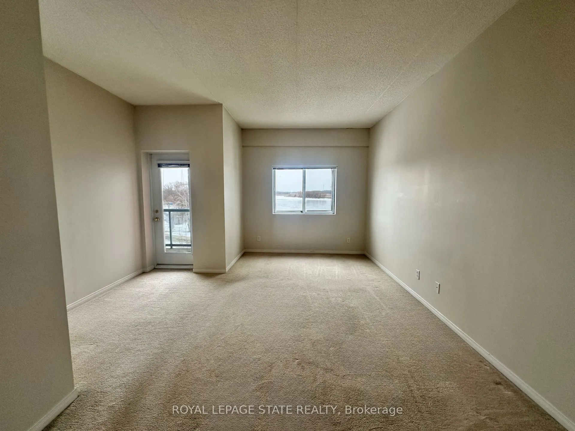 210 Main Street E #309