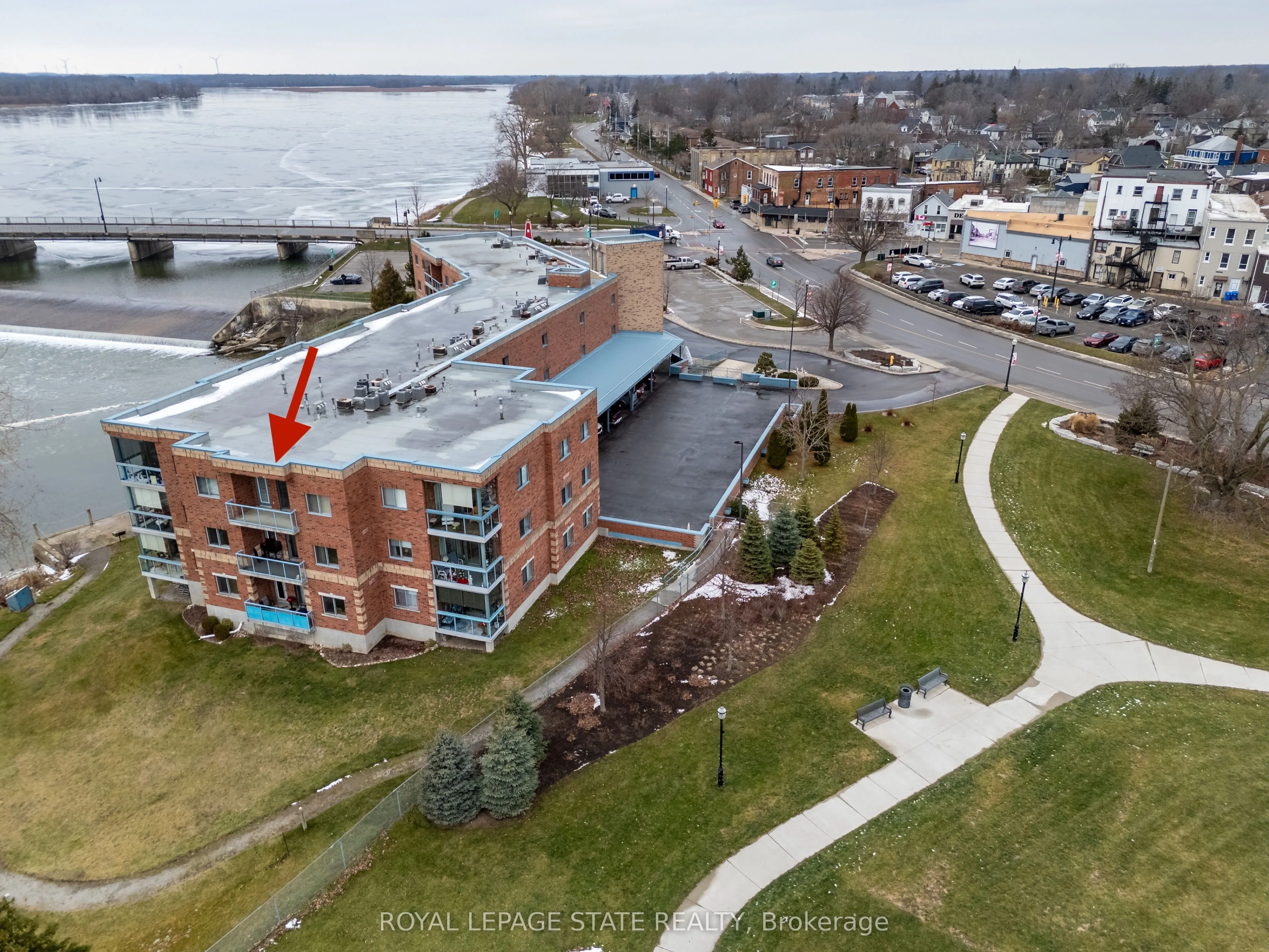 210 Main Street E #309