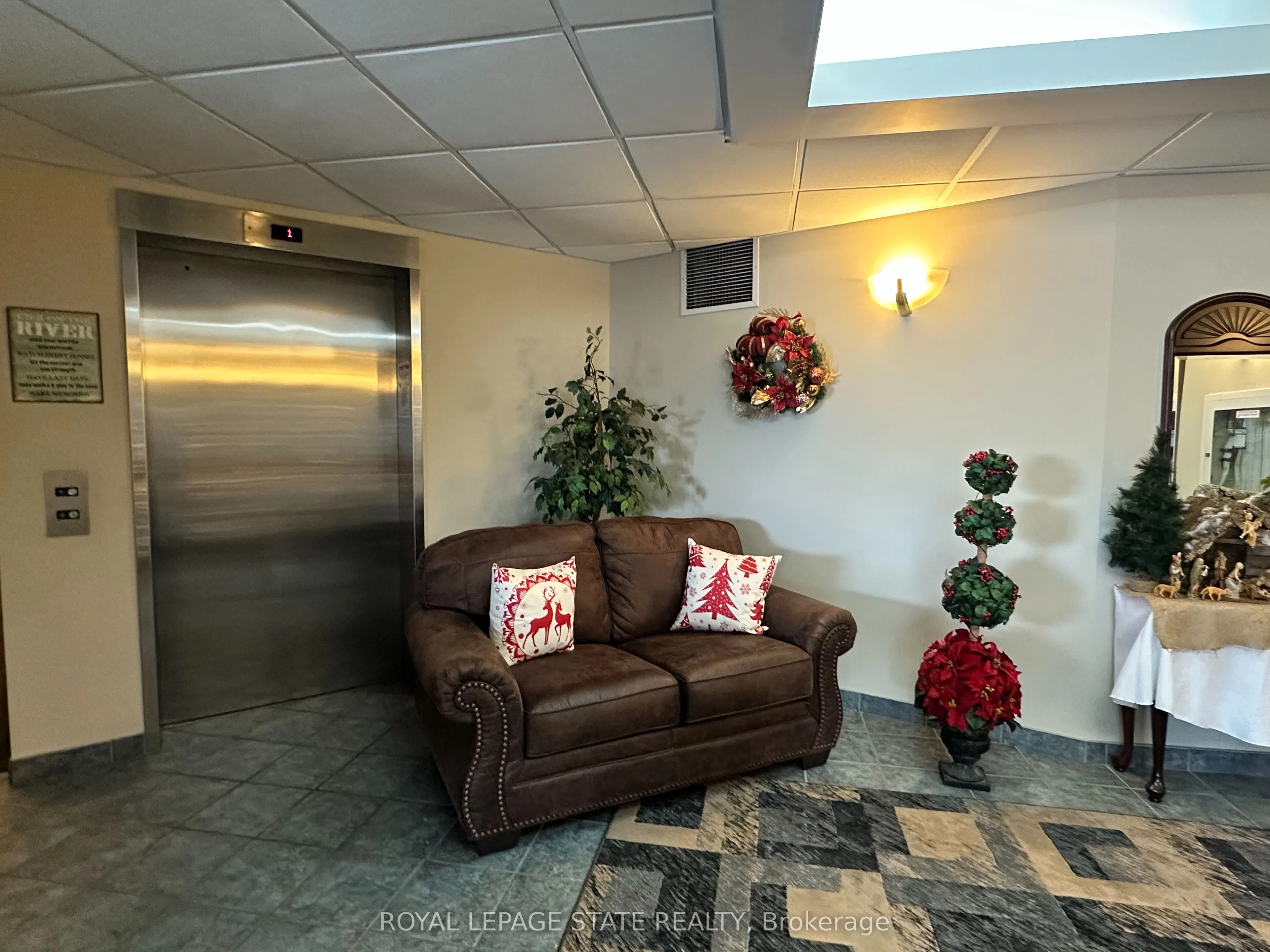 210 Main Street E #309