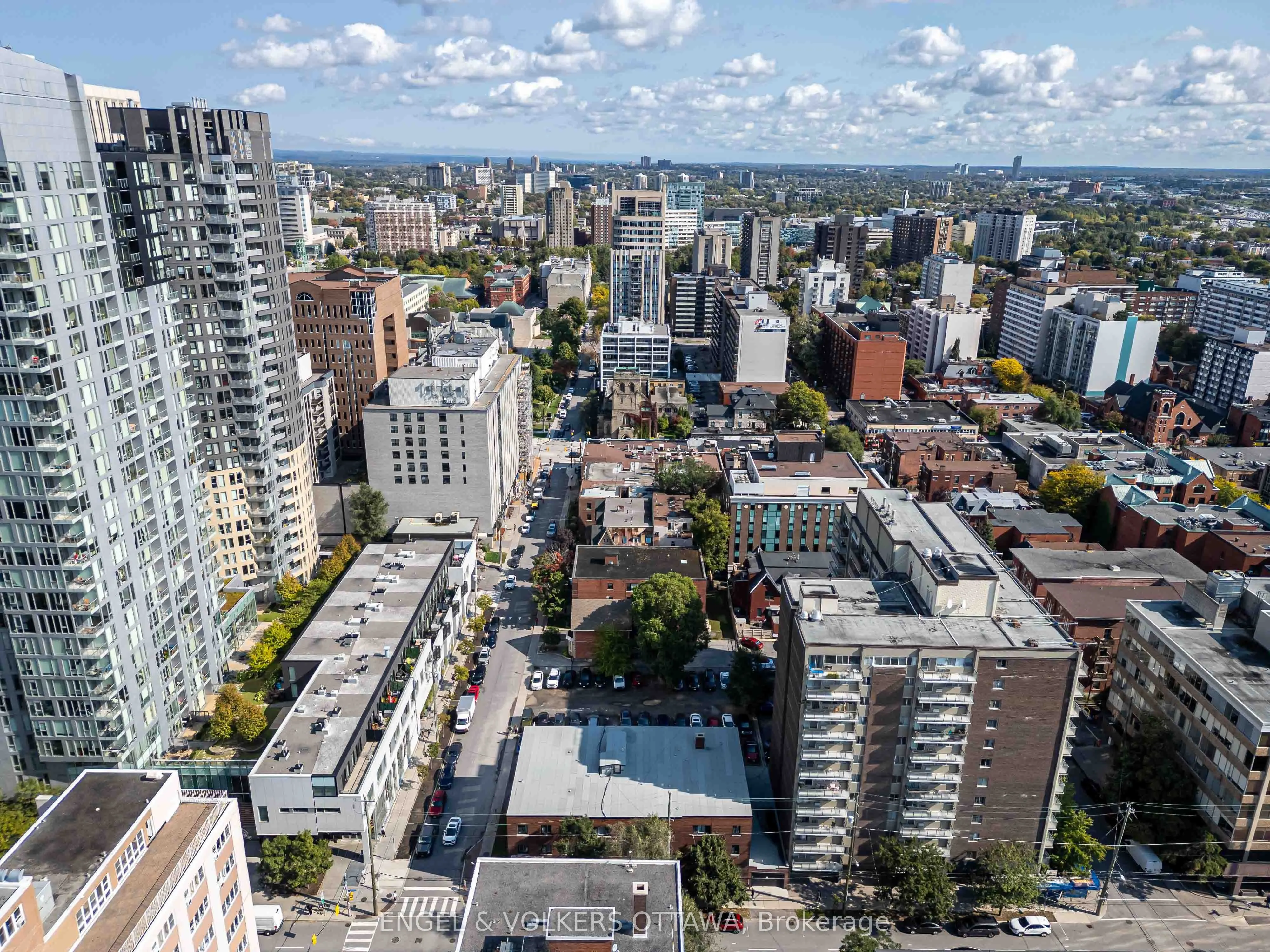 197 Lisgar Street #218