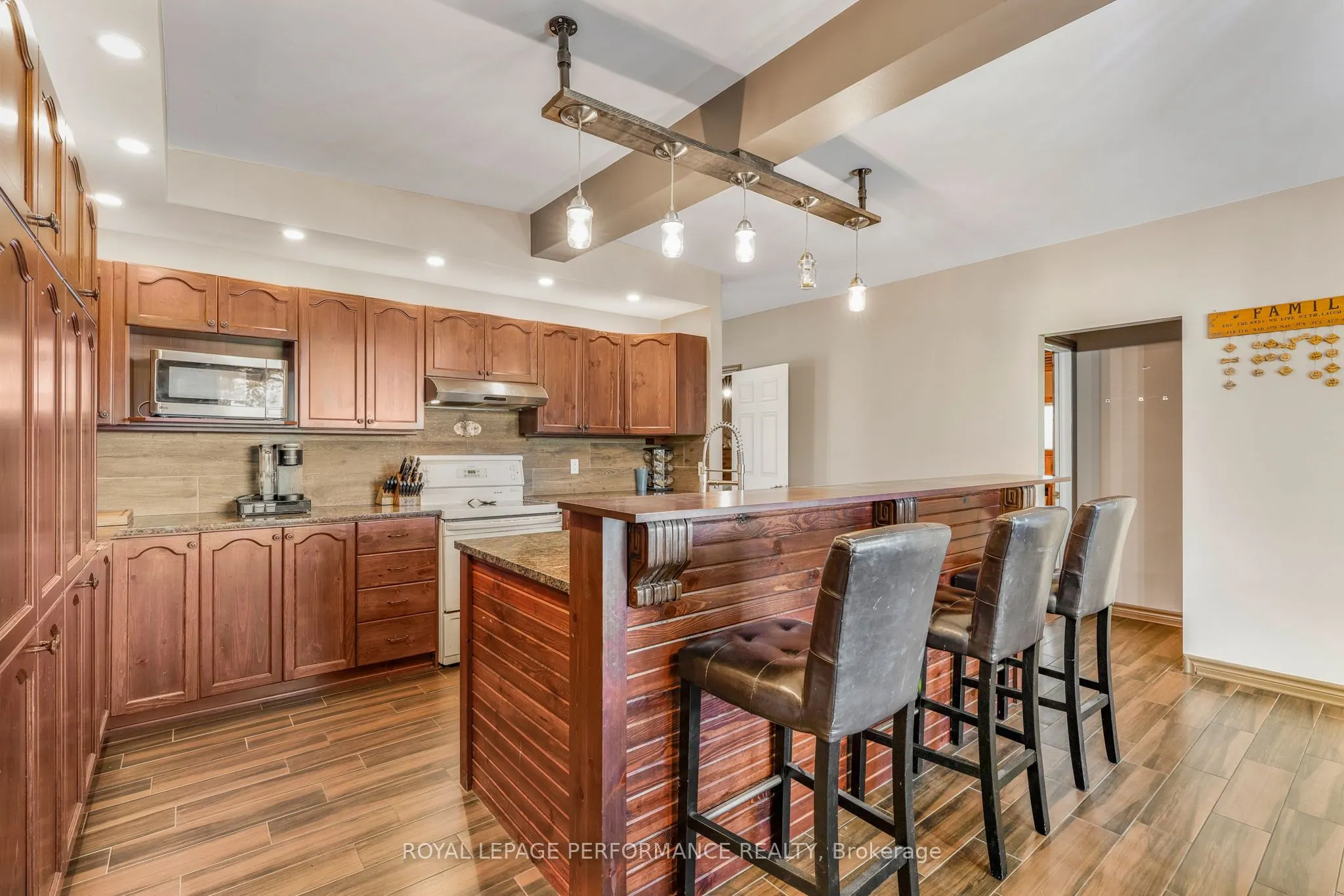 4866 County Road 17 Road