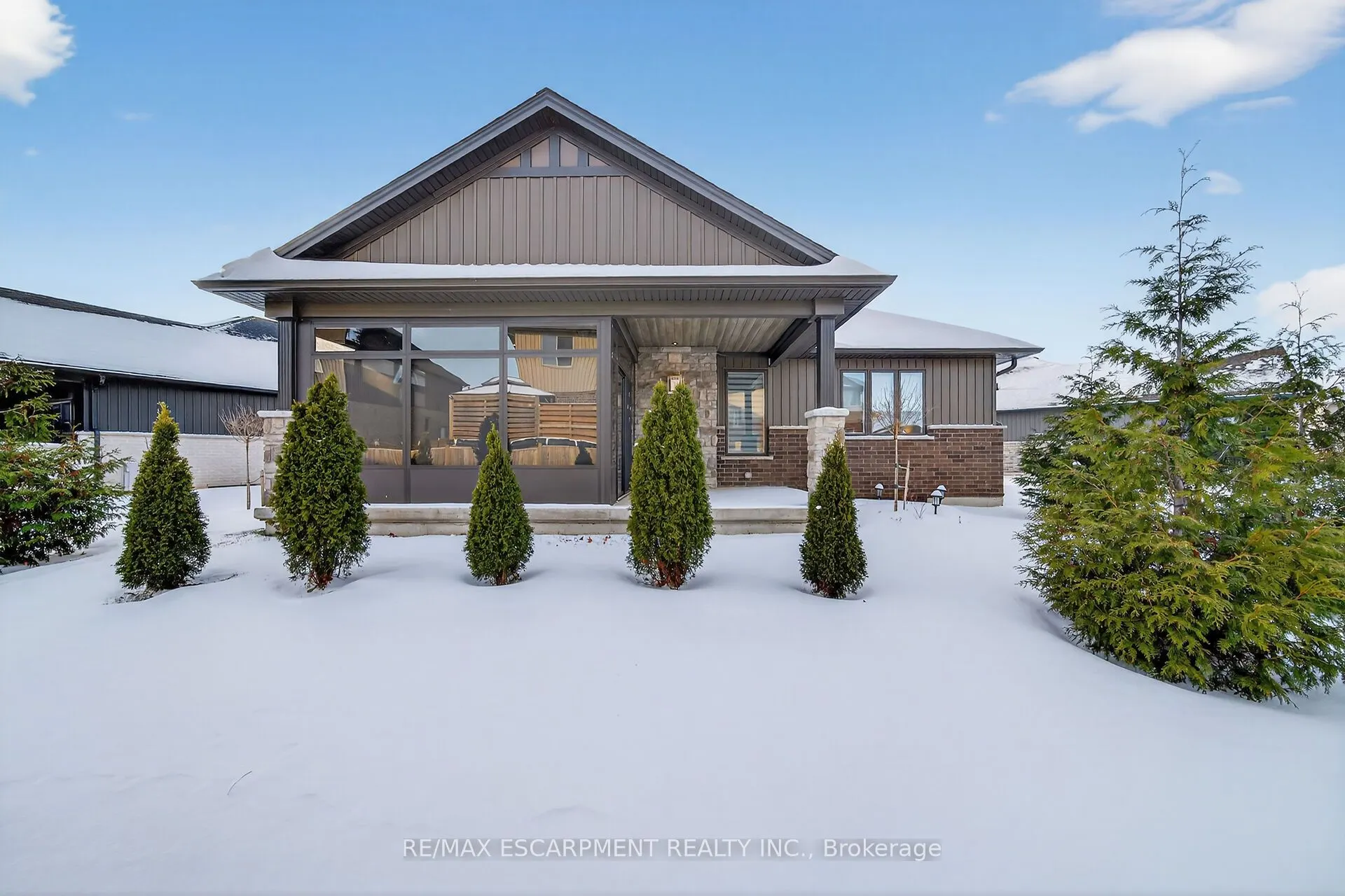 24 CRADDOCK Boulevard #23