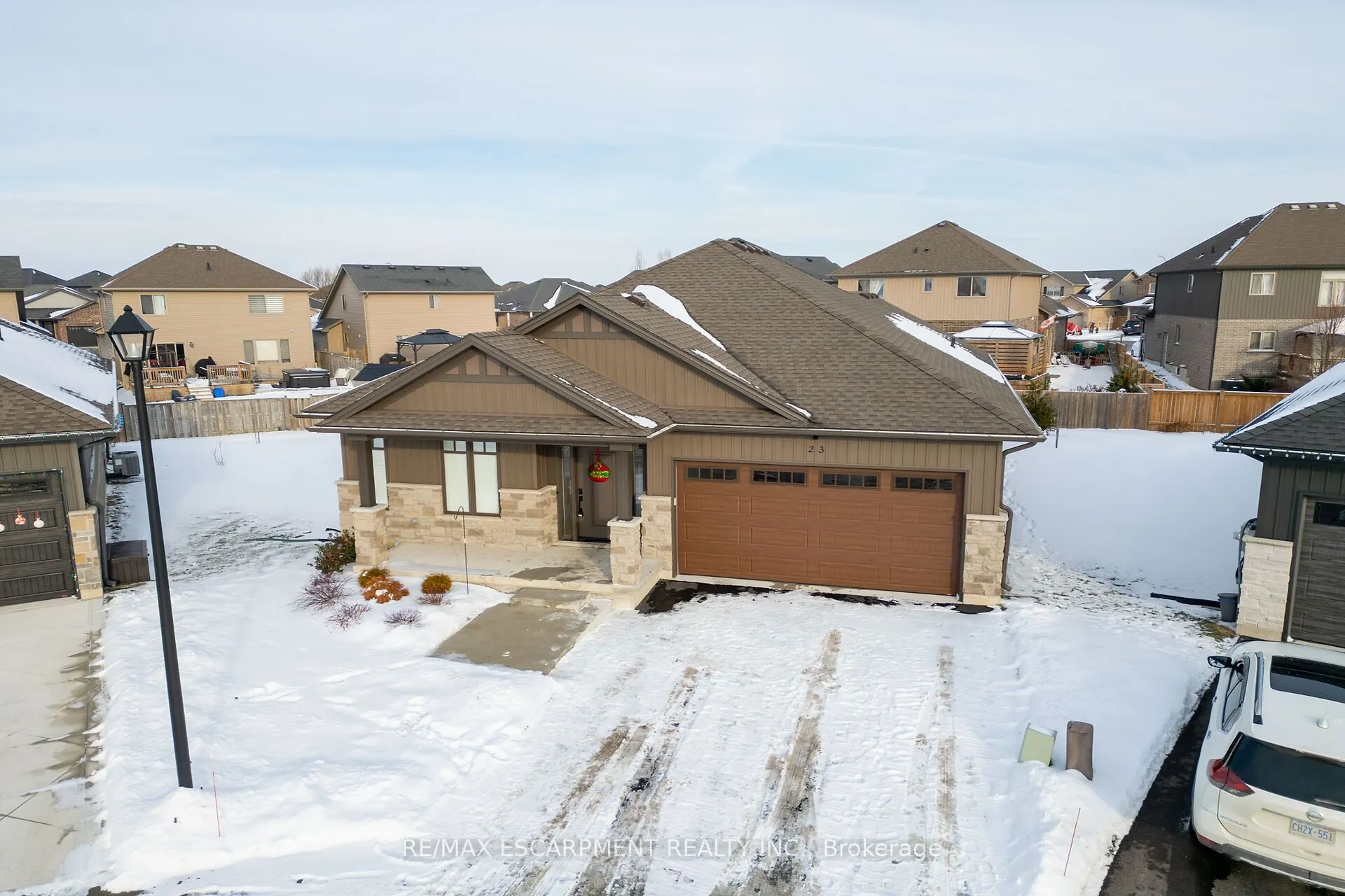 24 CRADDOCK Boulevard #23