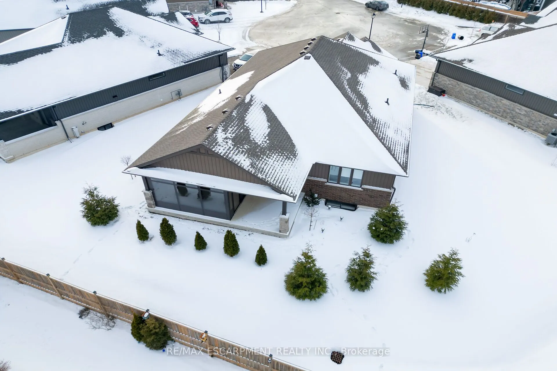 24 CRADDOCK Boulevard #23