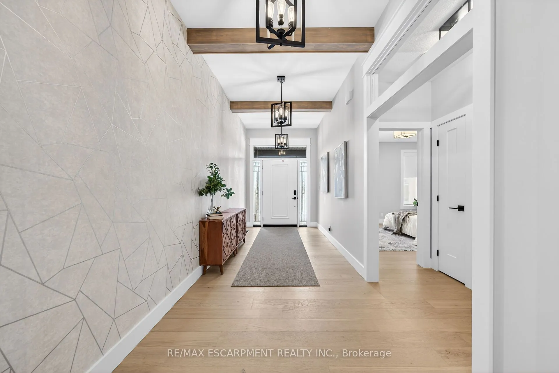 24 CRADDOCK Boulevard #23